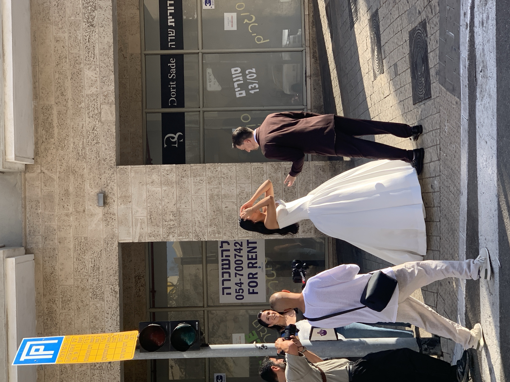 Tel Aviv street life: markets, flowers, and a wedding shoot