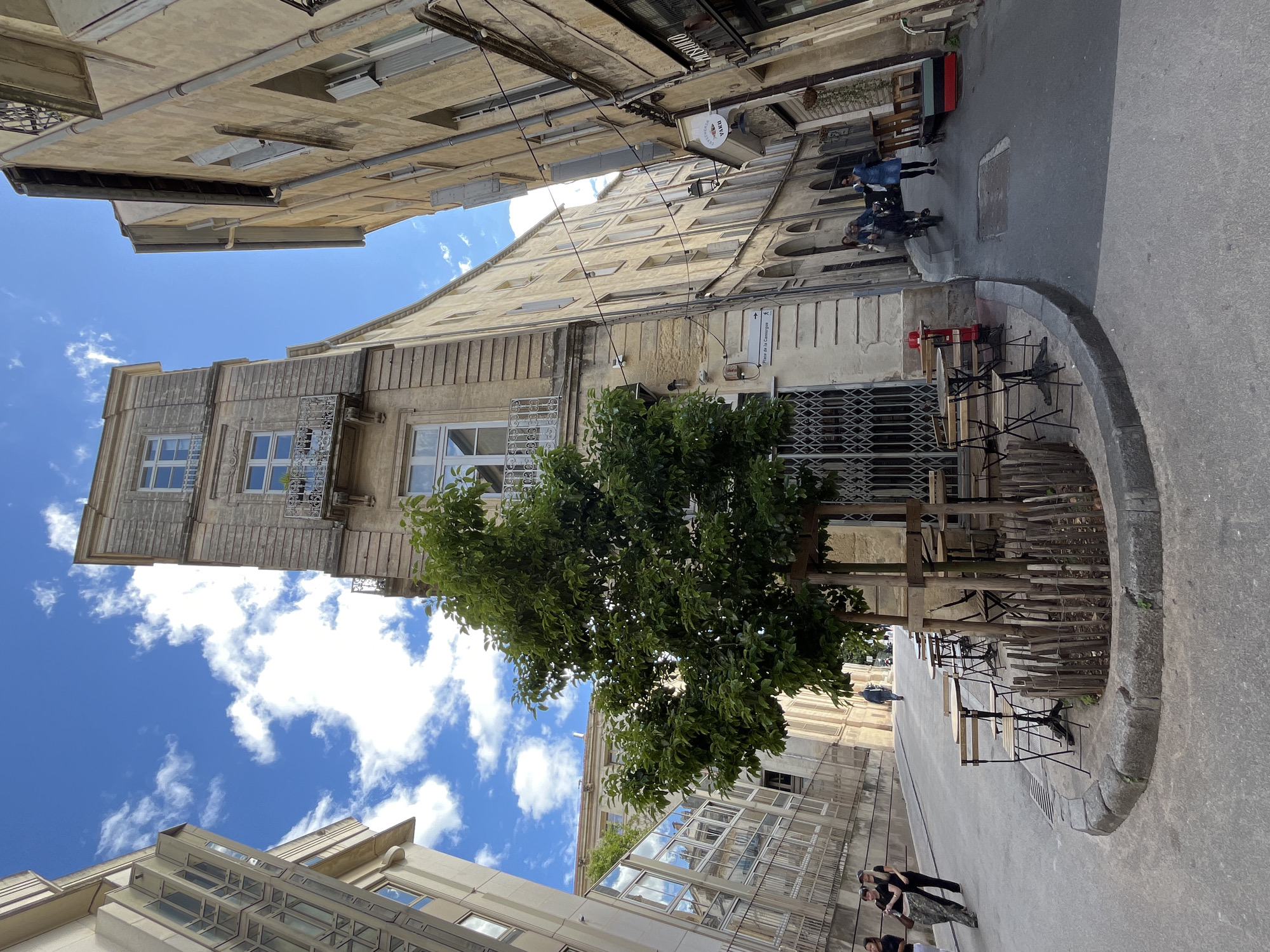 Daily street life documented in Montpellier, France