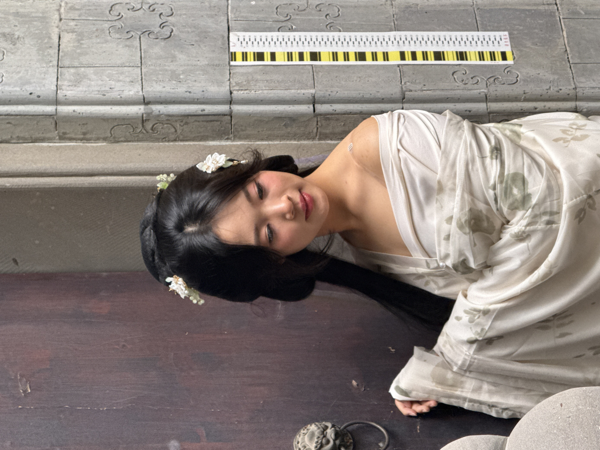 Traditional dress photography gathering at Chongqing historic sites