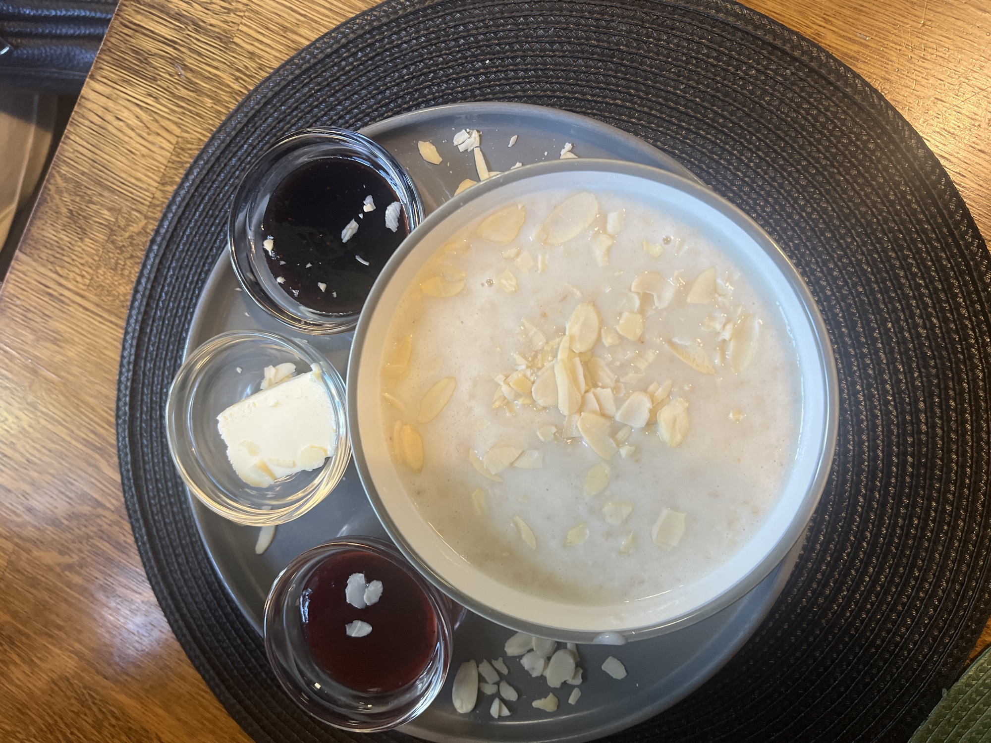 Morning oatmeal at a warmly lit rustic café