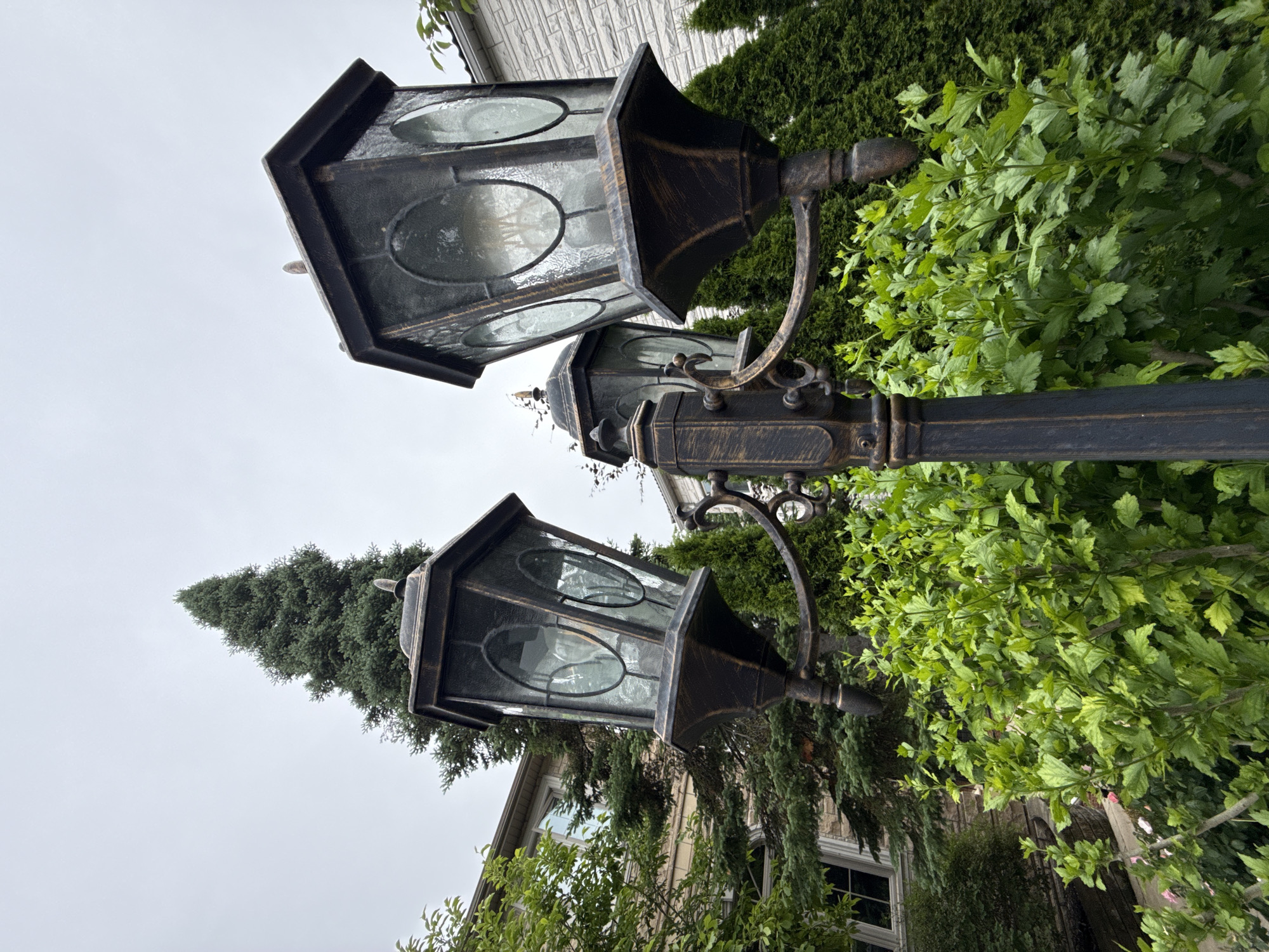 Van stop and garden details at a Vaughan property