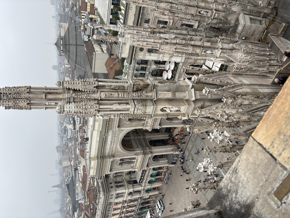 Tourist captures overcast Milan Cathedral views from upper terraces