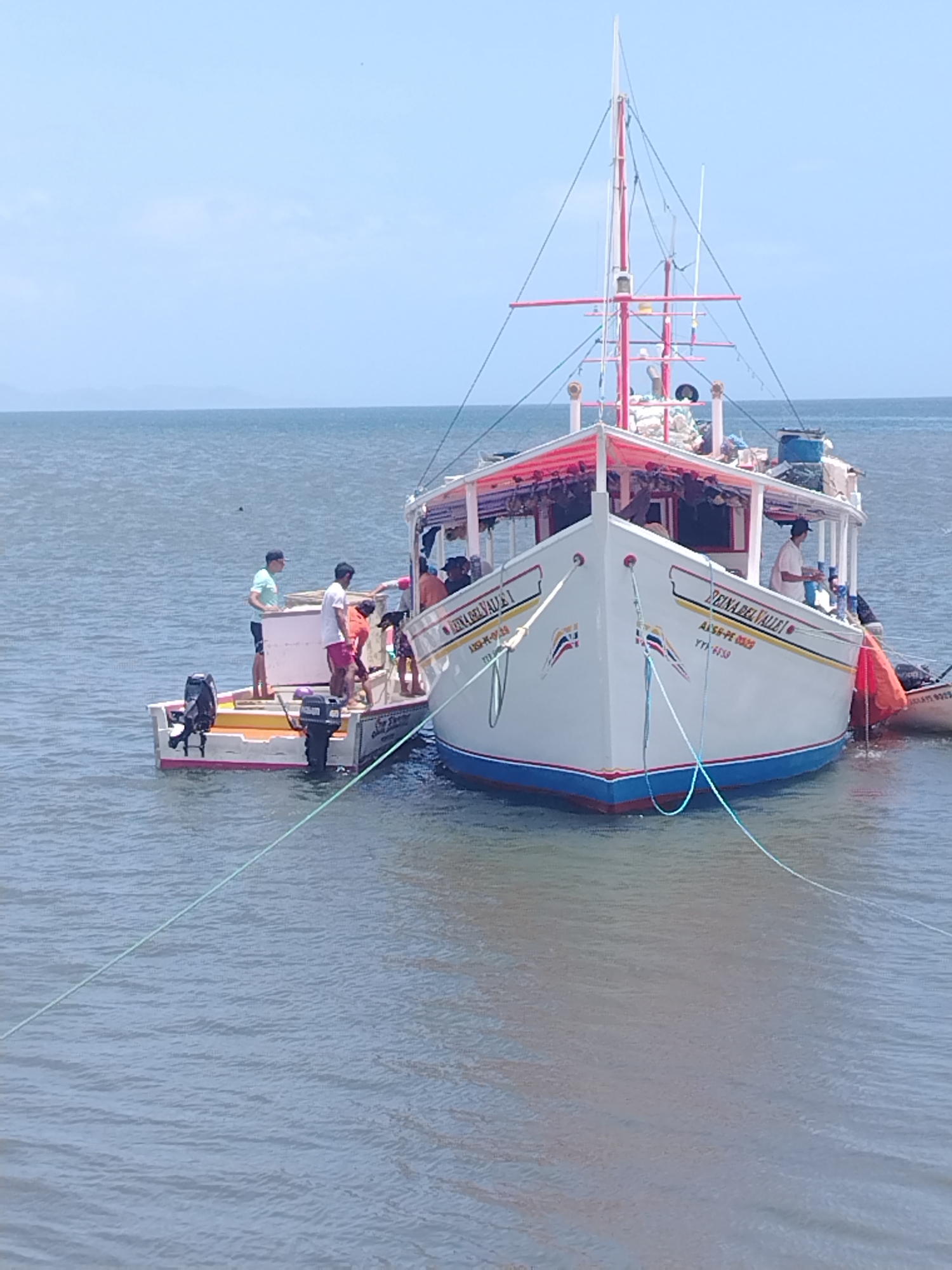 Reina del Valle I docked at Juan Griego harbor