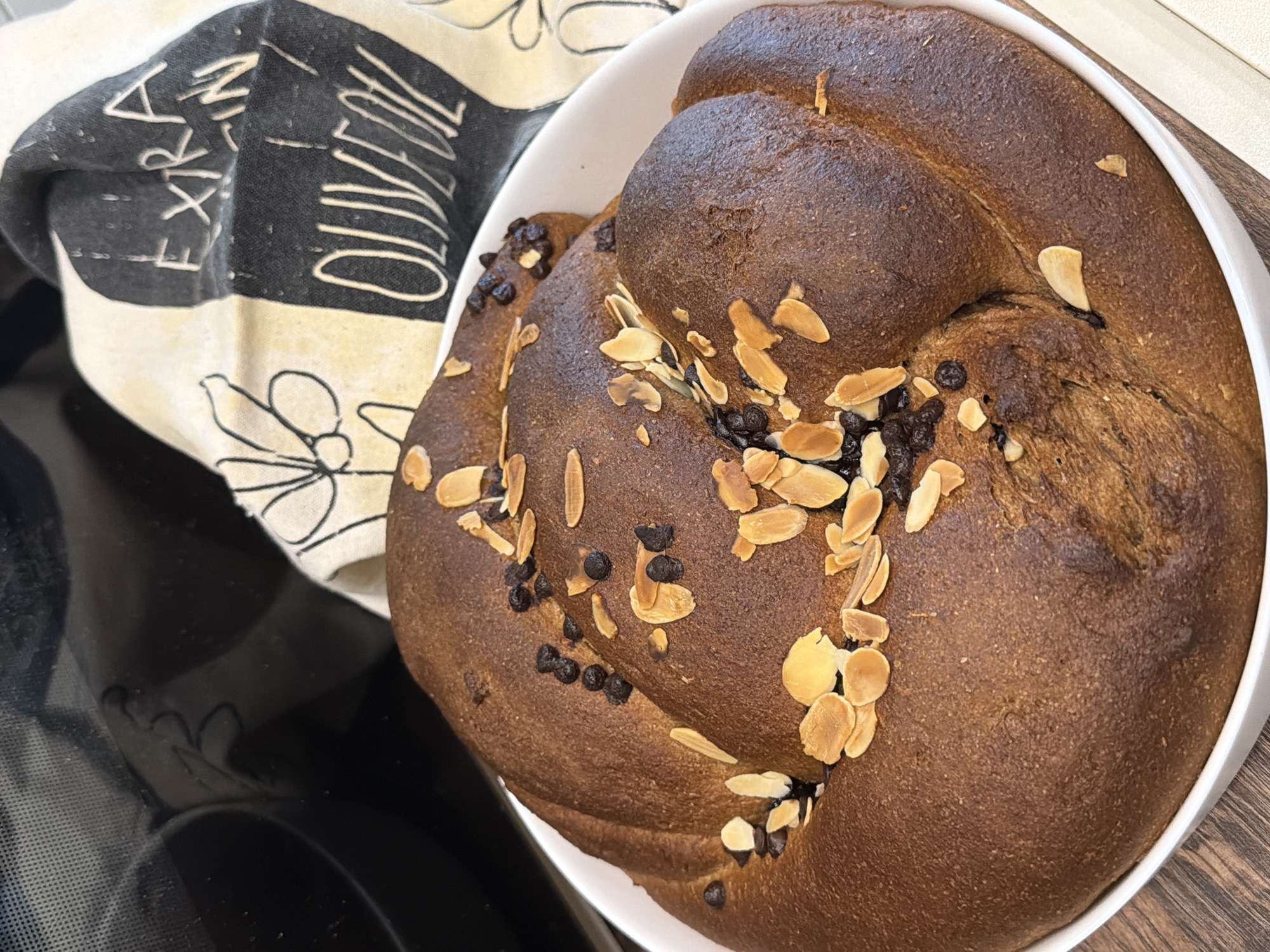 Easter preparations documented in Sofia with decorated eggs, bread