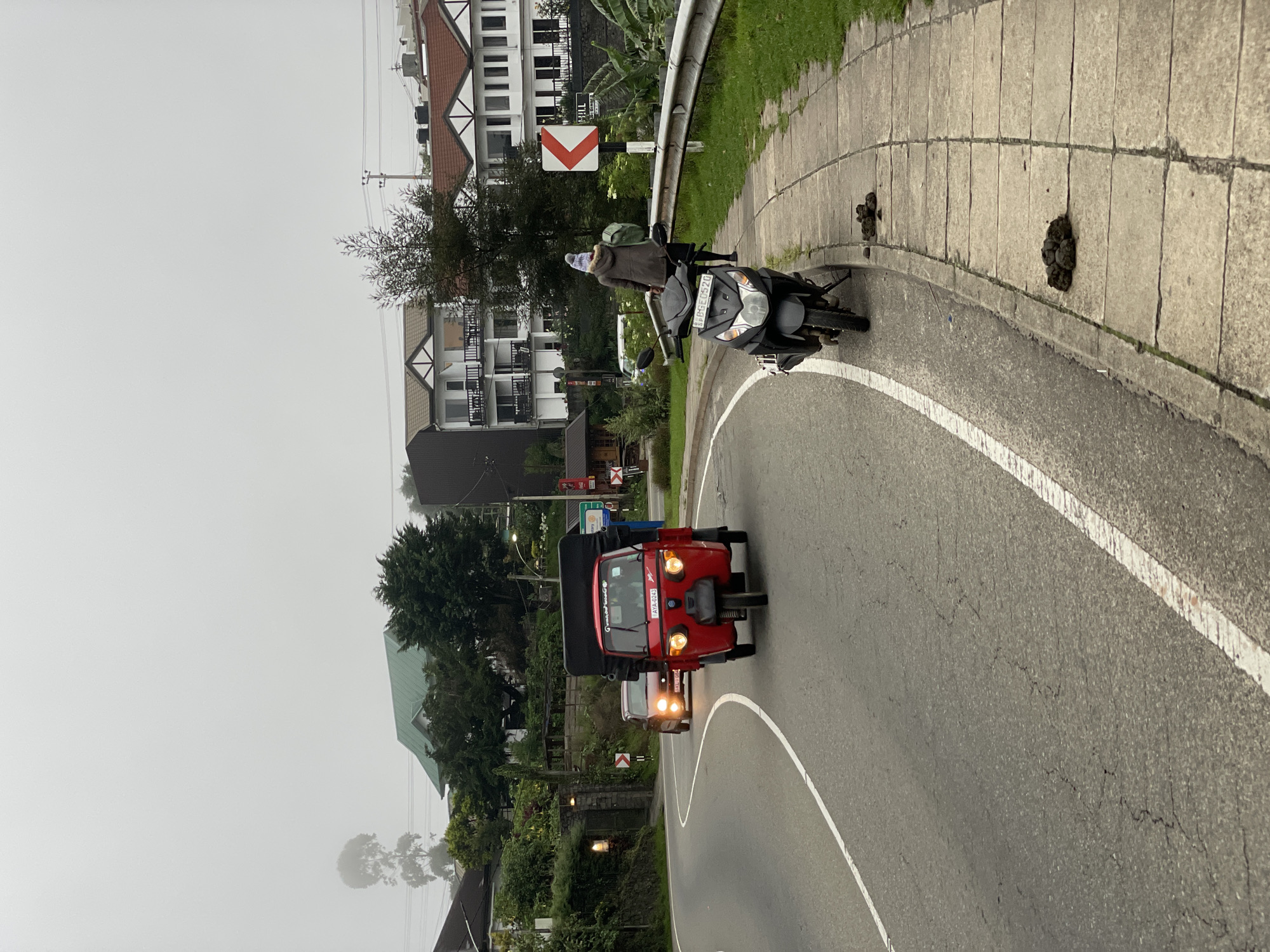 Overcast day scenes documented across Nuwara Eliya, Sri Lanka