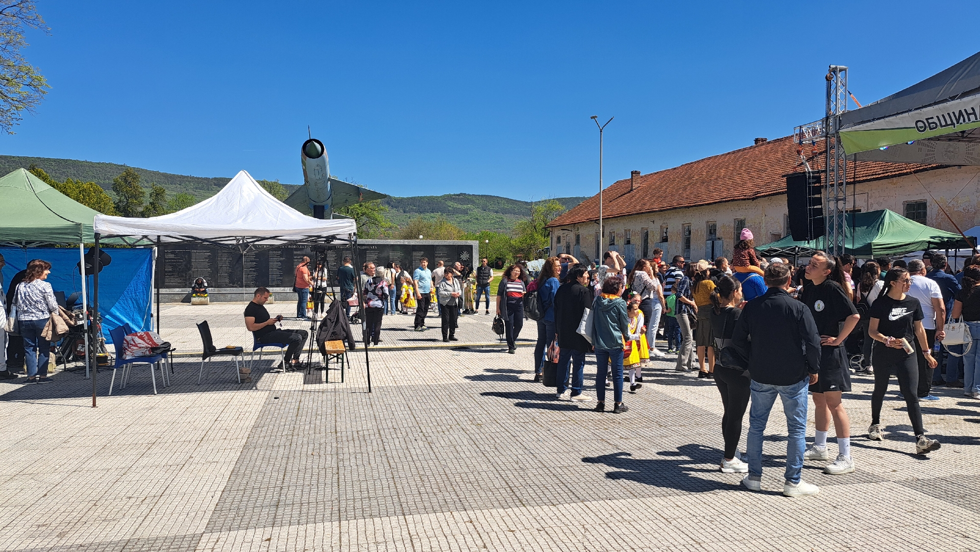 Bulgarian cultural festival draws crowds to Sevlievo public square