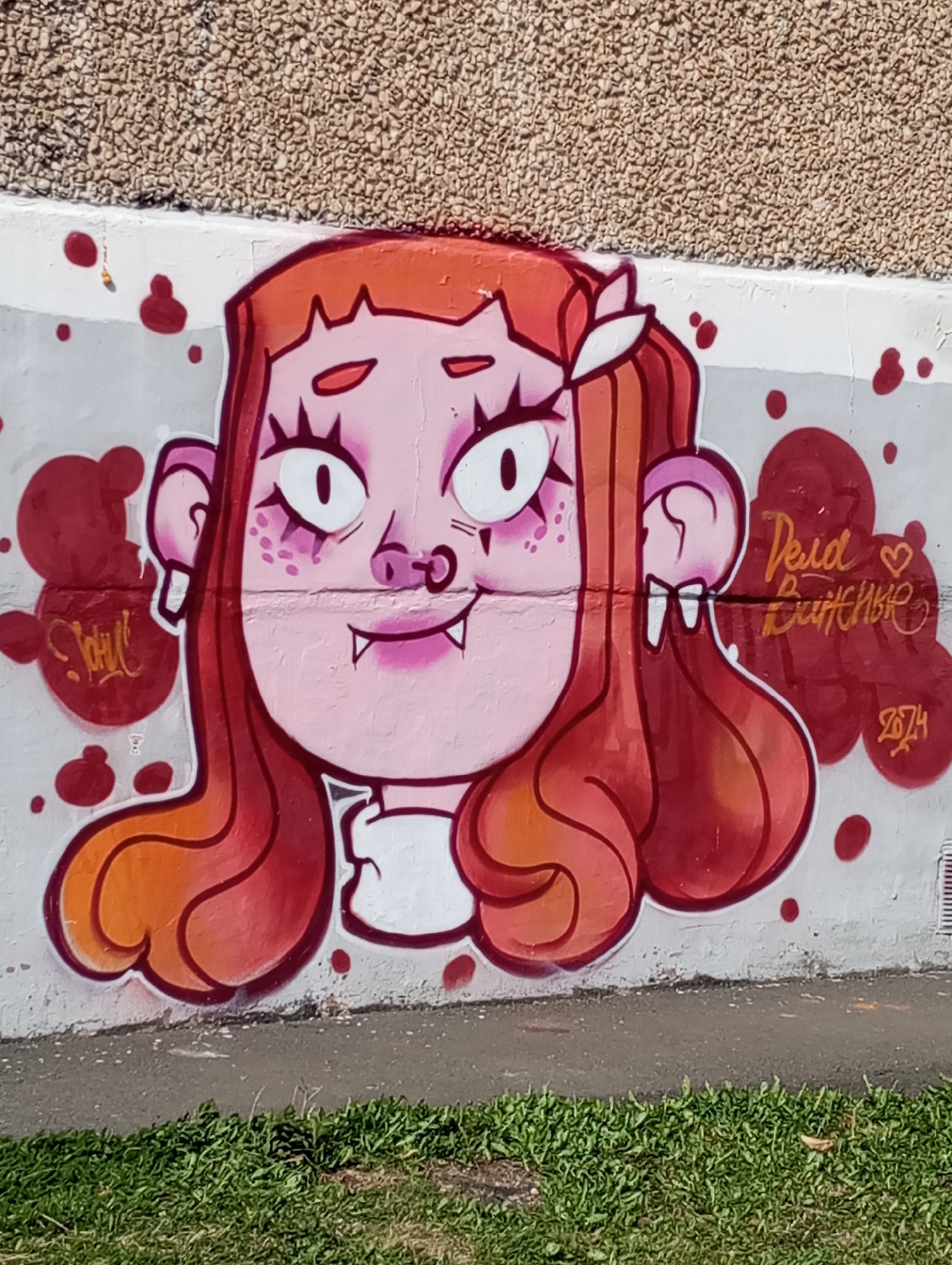 Morning scenes captured in Izhevsk: street art, portraits, wildlife