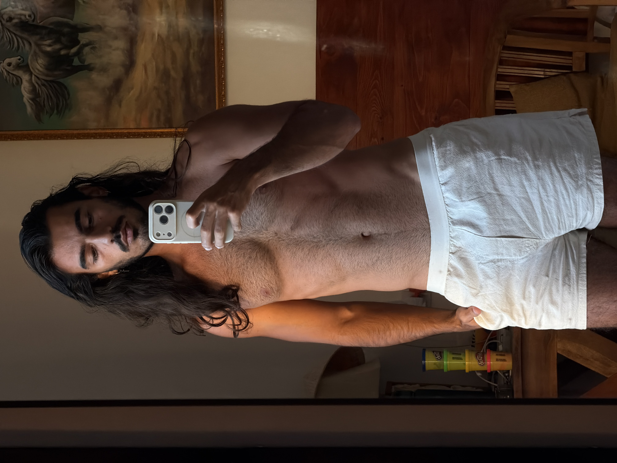 Man takes mirror selfies in North Kuta late night