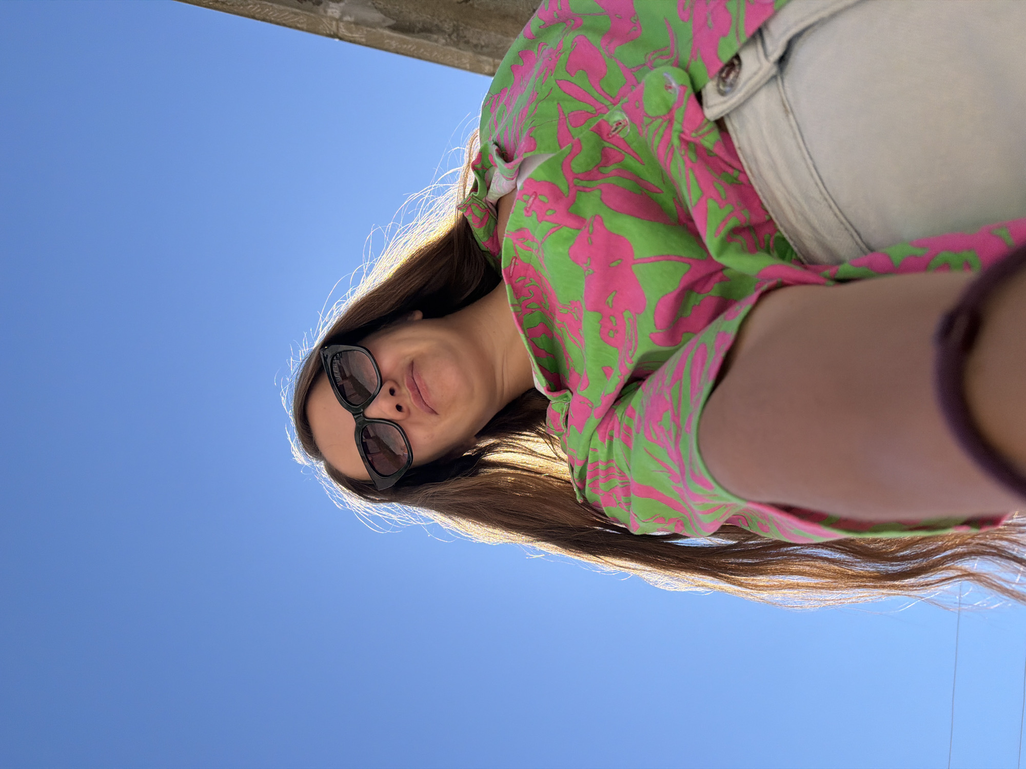 Casual summer morning out in Sochi, errands and selfies