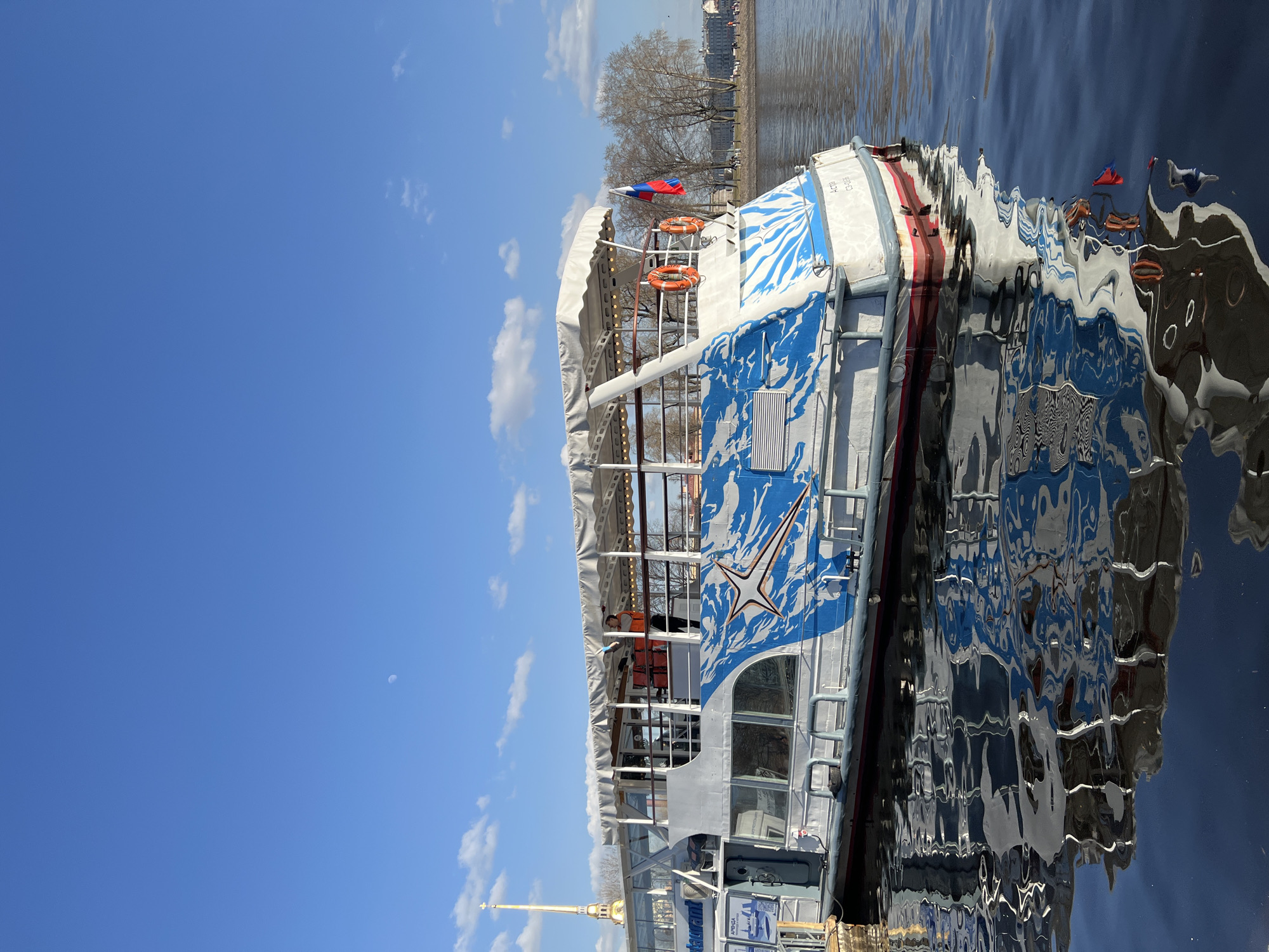 Afternoon sightseeing along Saint Petersburg's Neva River embankments