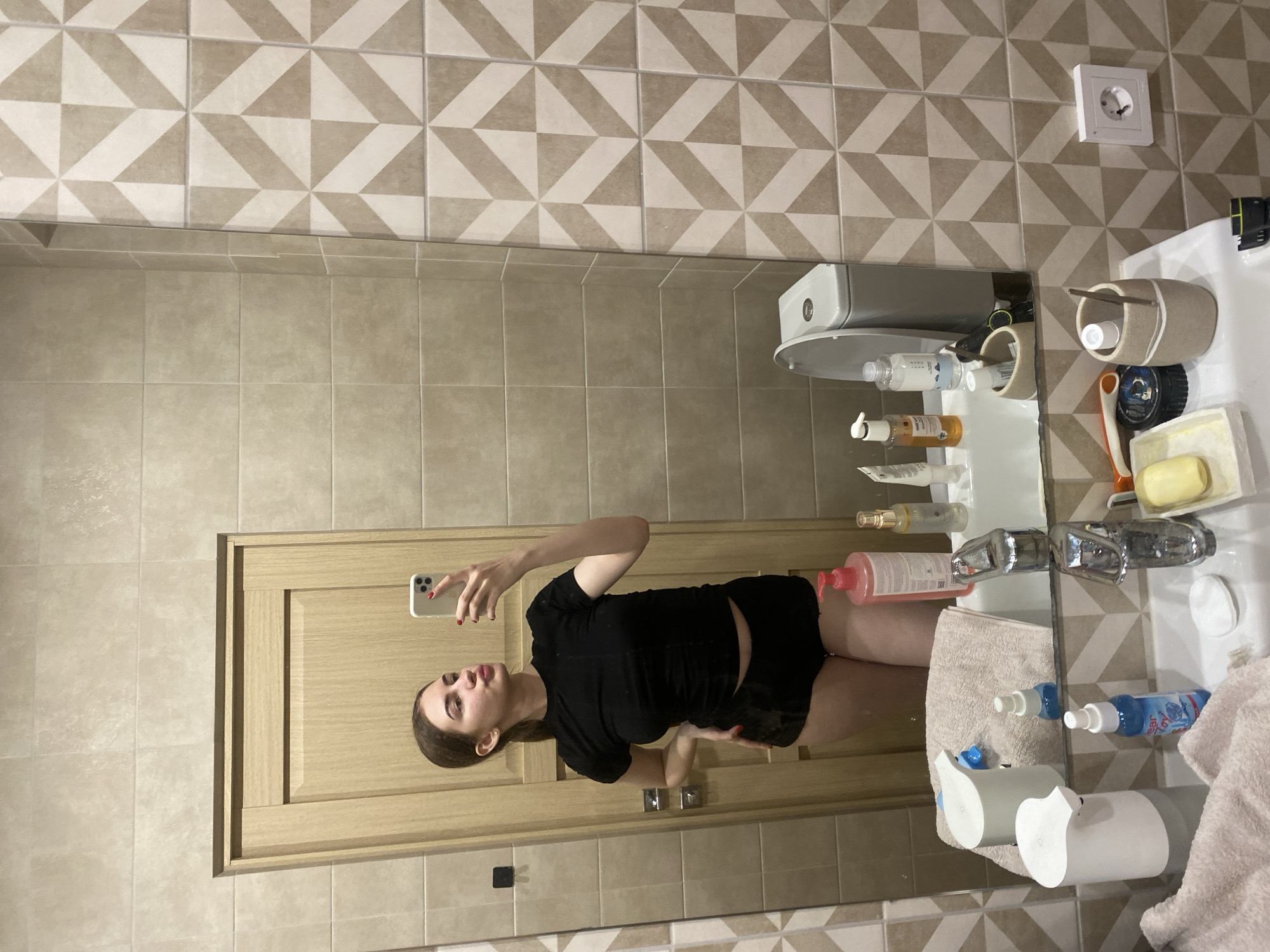 Young woman documents evening routine in Semyonov, Russia