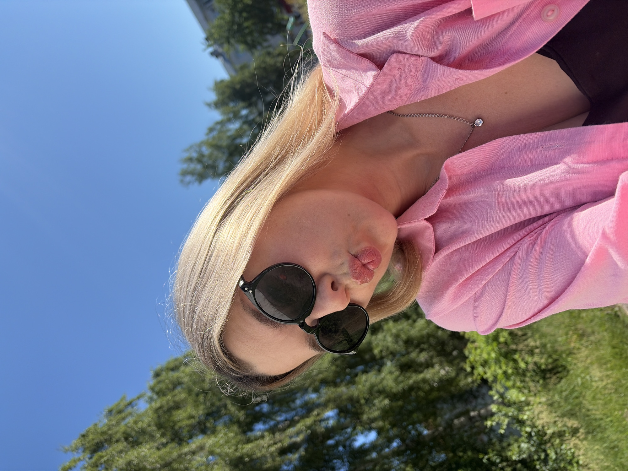 Morning selfie session documented across Chaikovsky, Russia parks