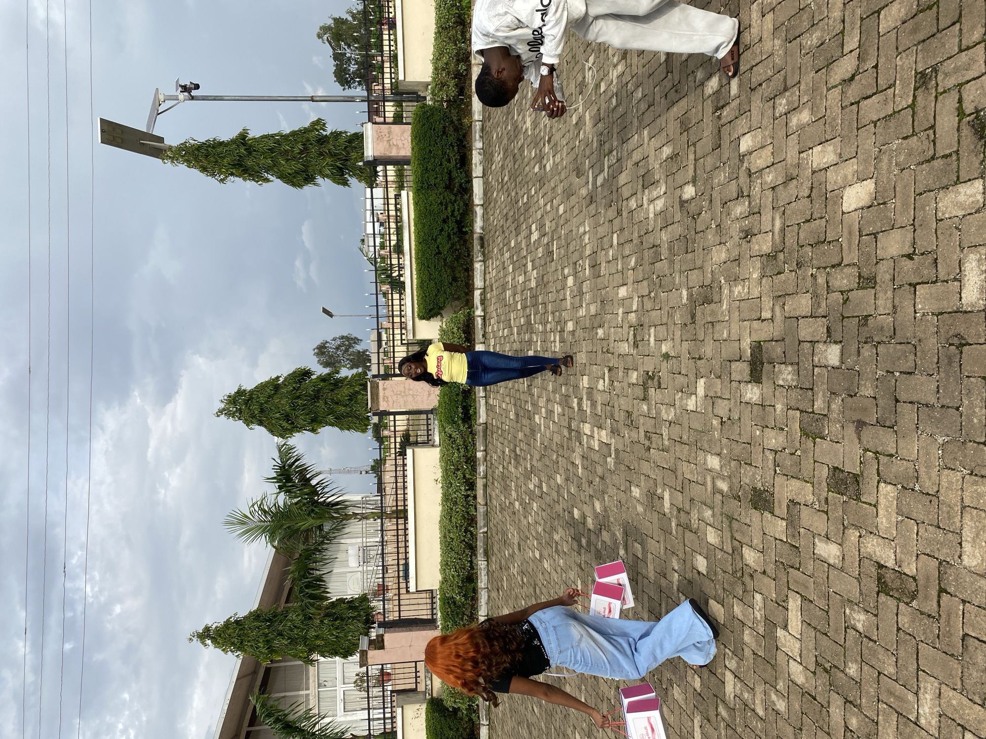 Shopping trip turns into a moment in a Nigerian courtyard