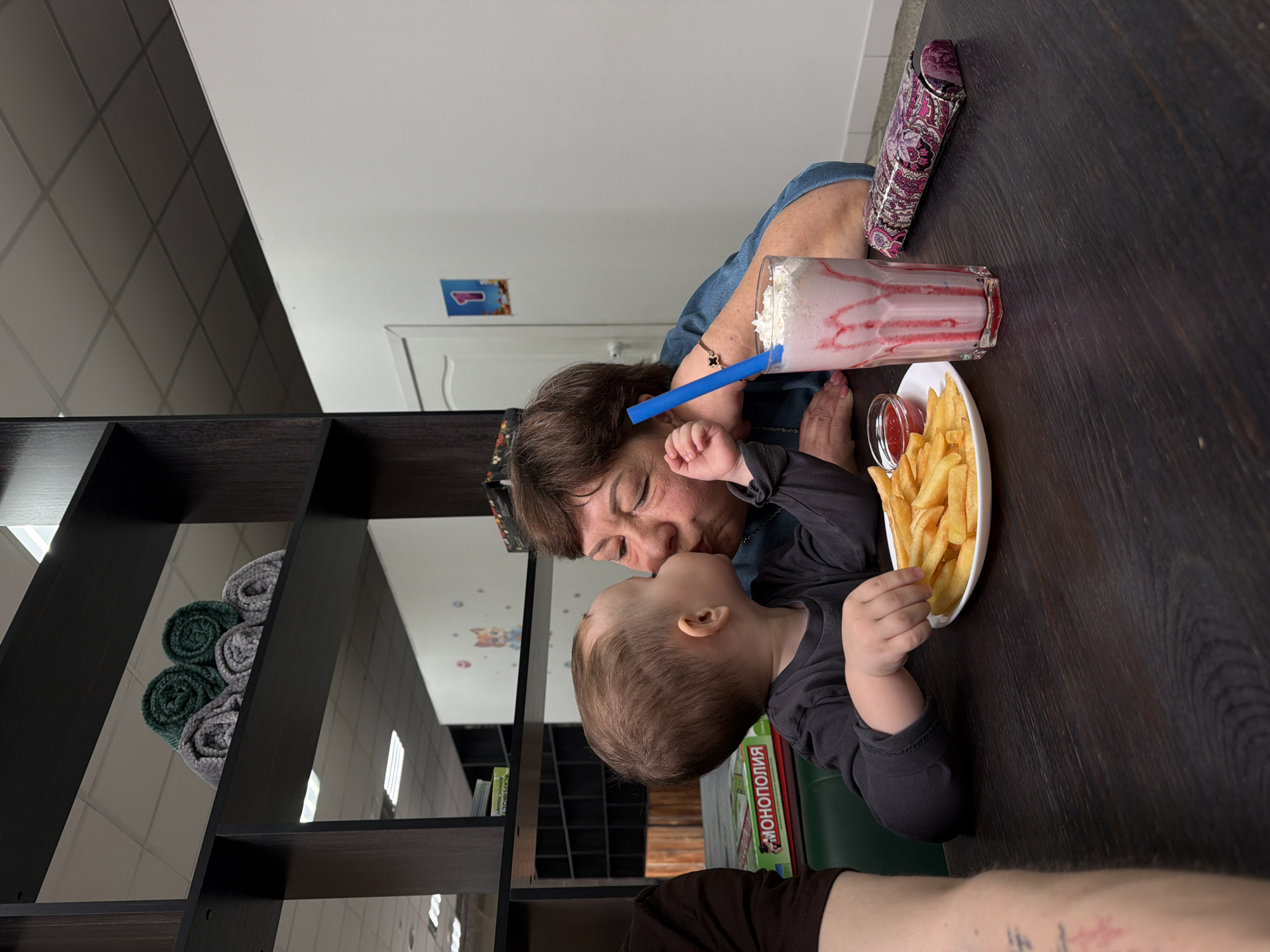 Family enjoys casual meal at Chaikovsky cafe