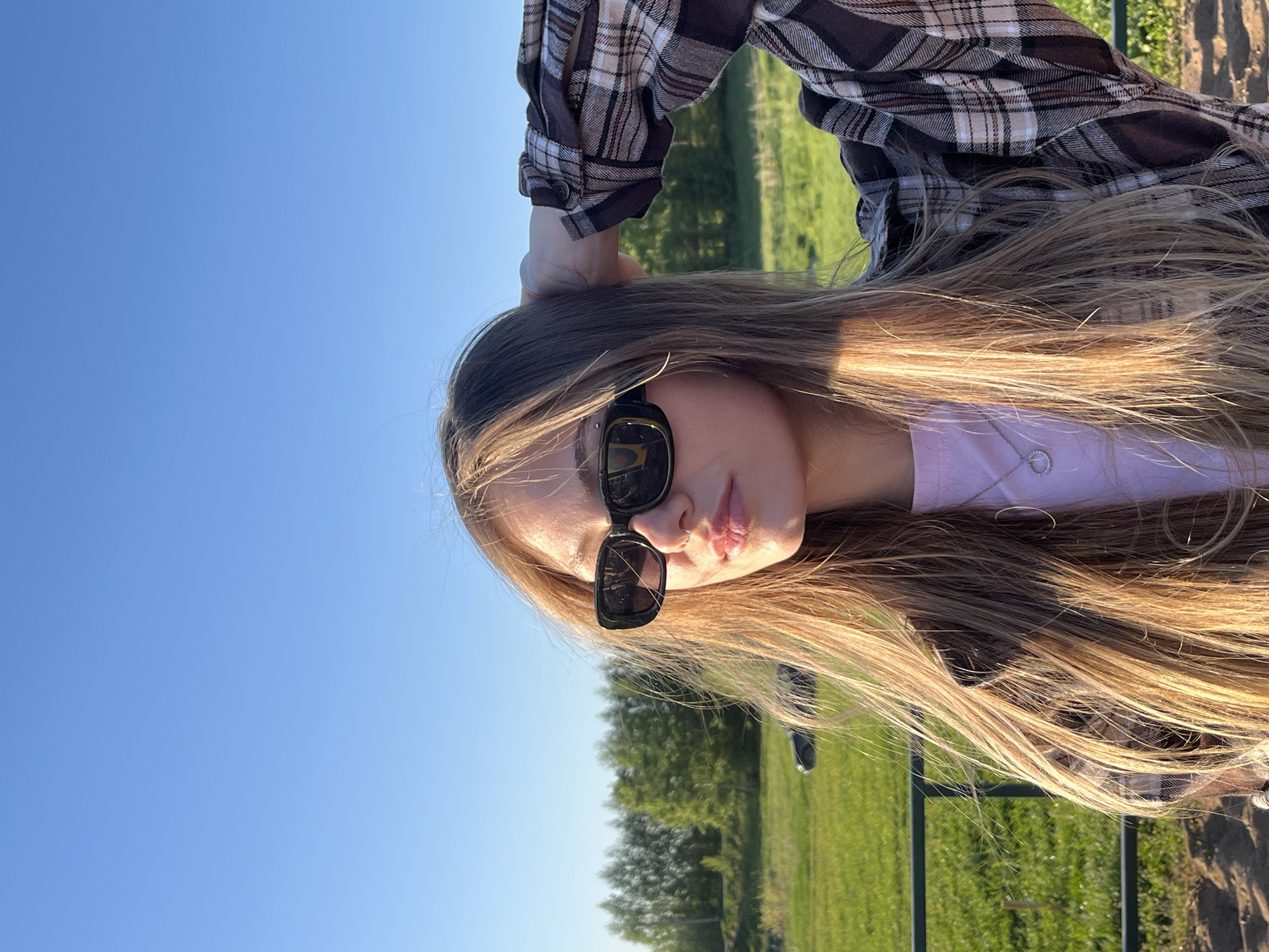Woman photographed in outdoor portrait session in Фоки, Russia