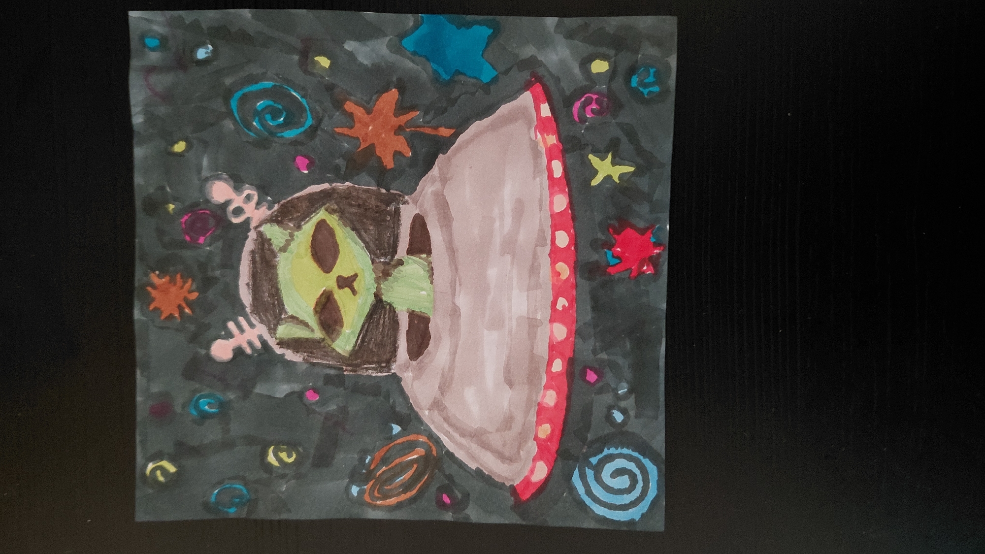 Drawings, stickers, and sprouting onions from a Brønnøysund home