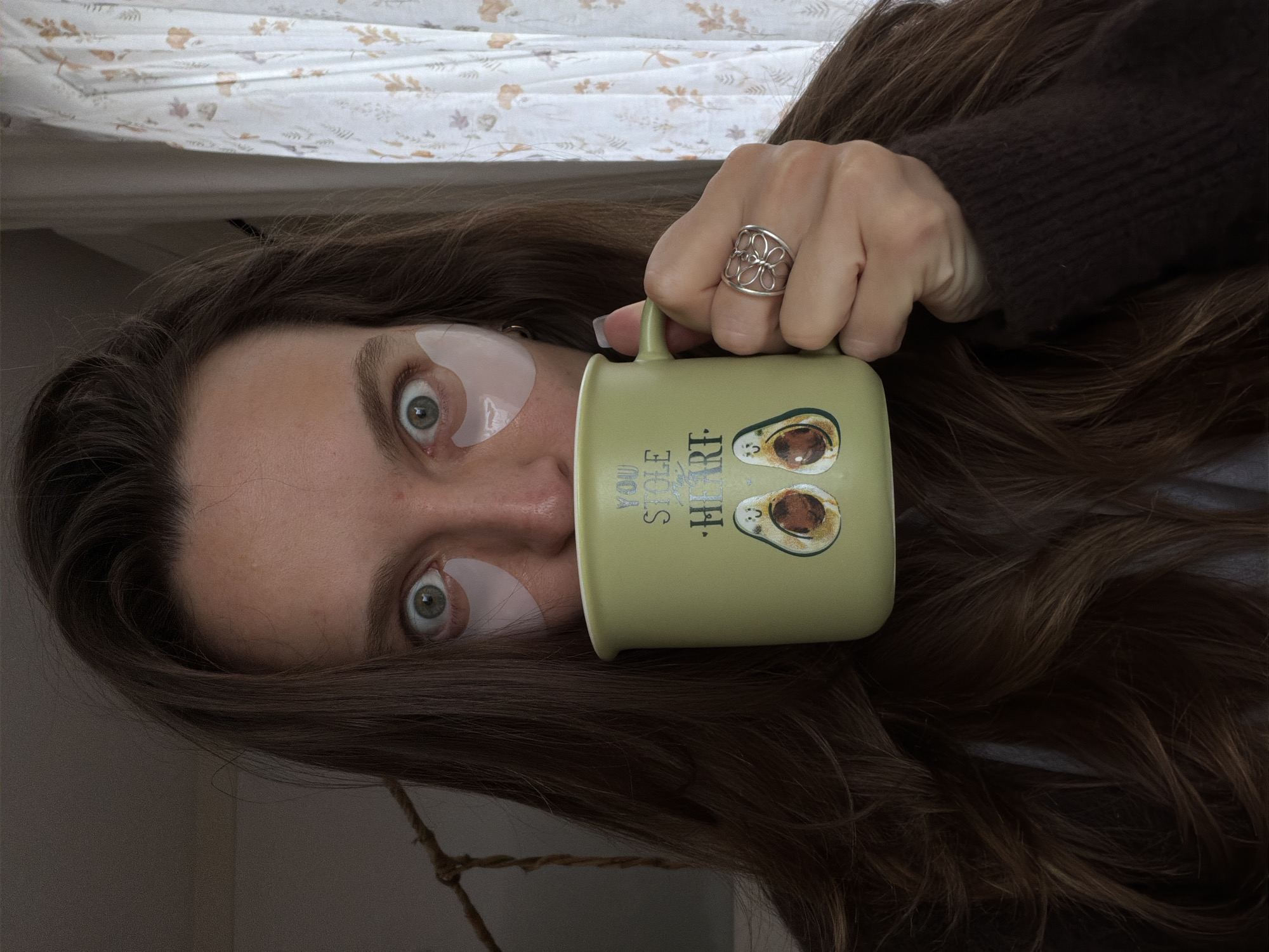 Morning routine documented in Budva: skincare, breakfast, daily movements