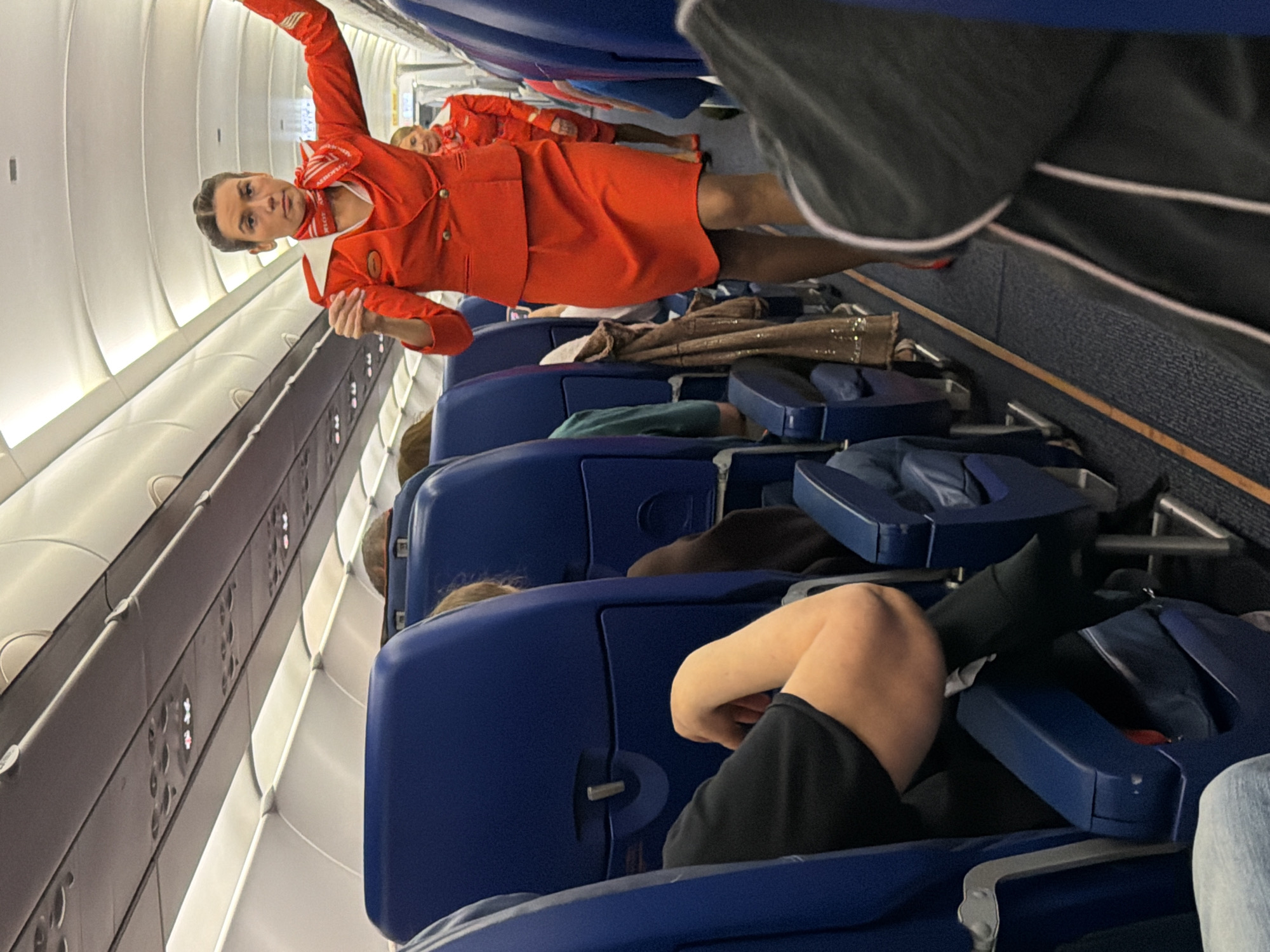 Routine Flight Service Documented by Passengers Near Saint Petersburg