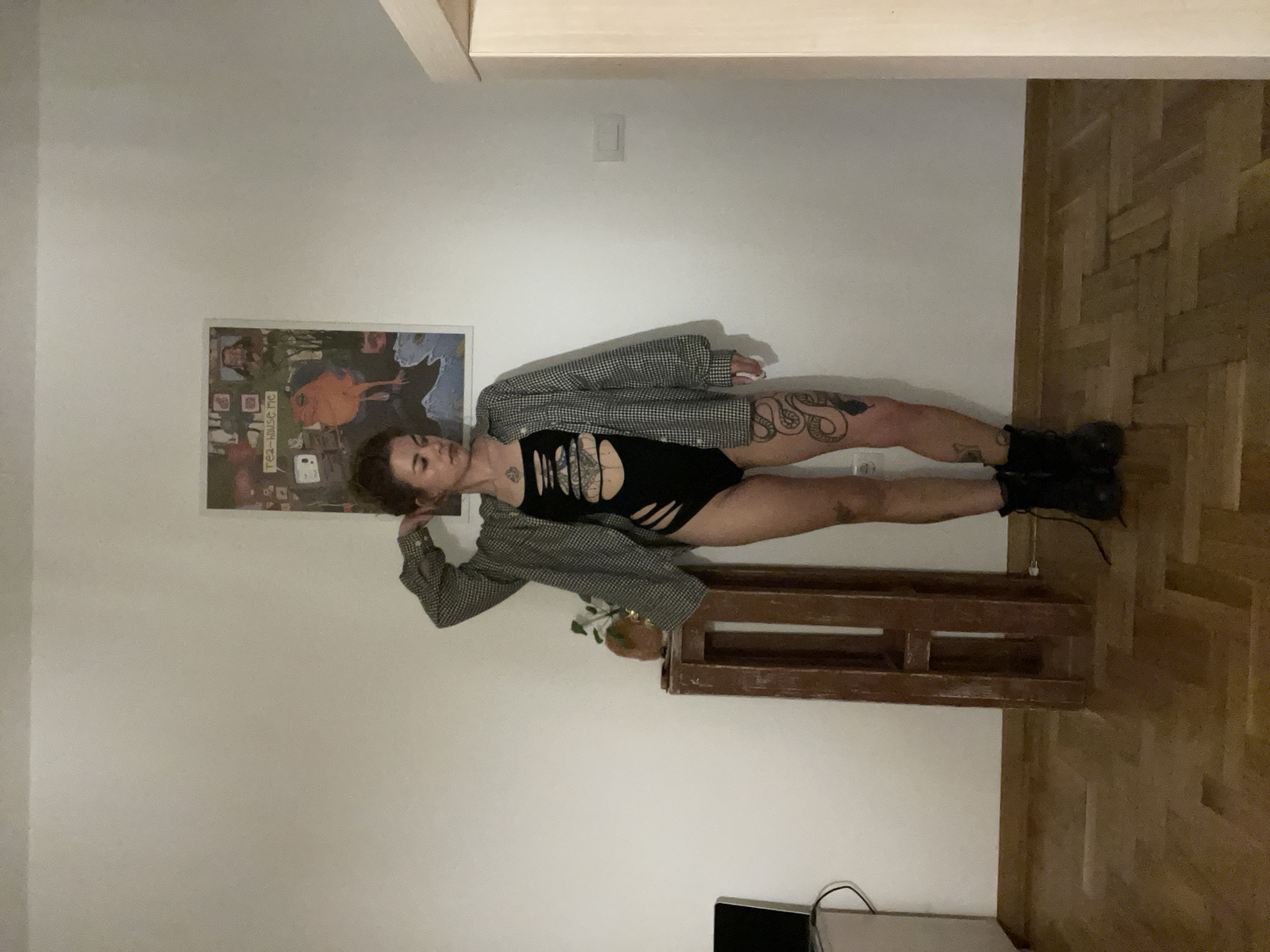 Woman photographed in multiple poses in Boreti, Montenegro