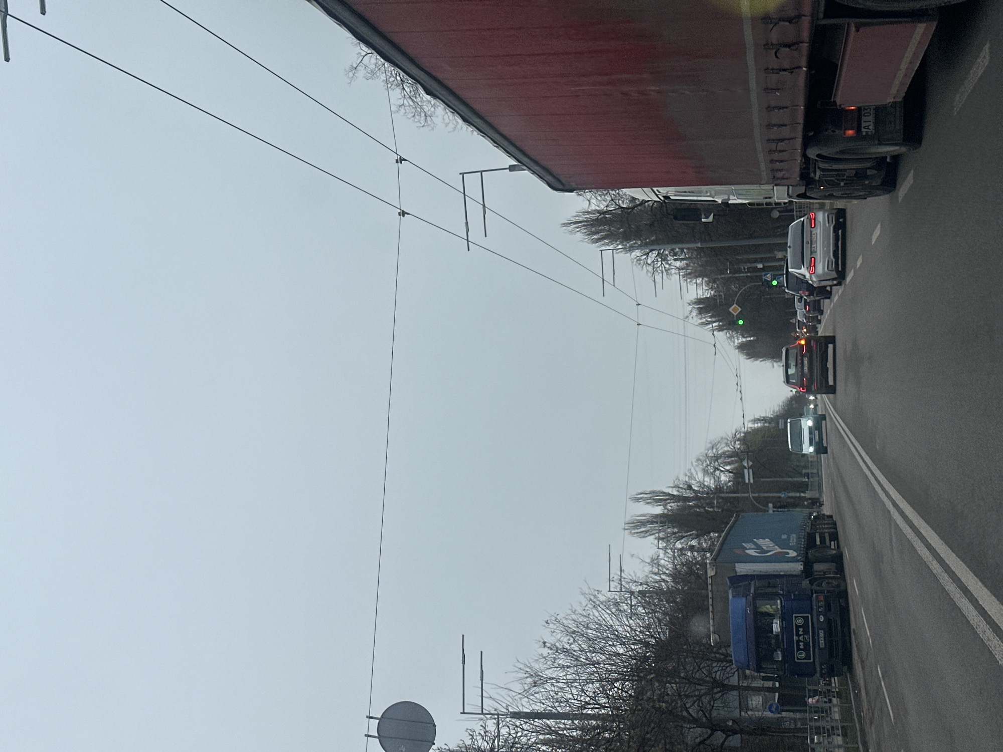 Heavy traffic observed on Kyiv street during early morning hours