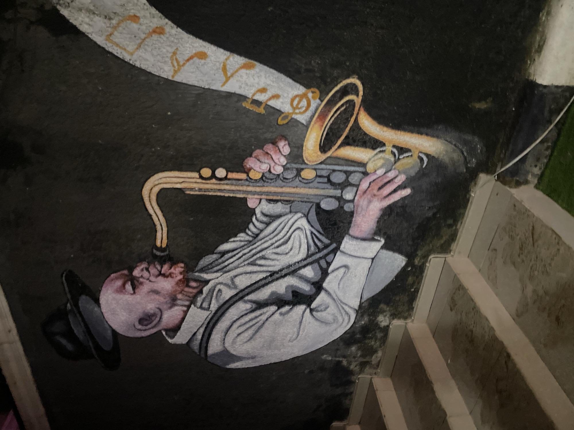 Jazz-themed mural brings saxophonist to life in Guzape, Nigeria