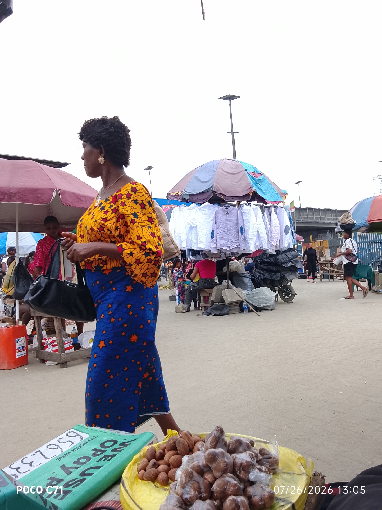 Street market activity across Lekki and Lagos on a busy afternoon.