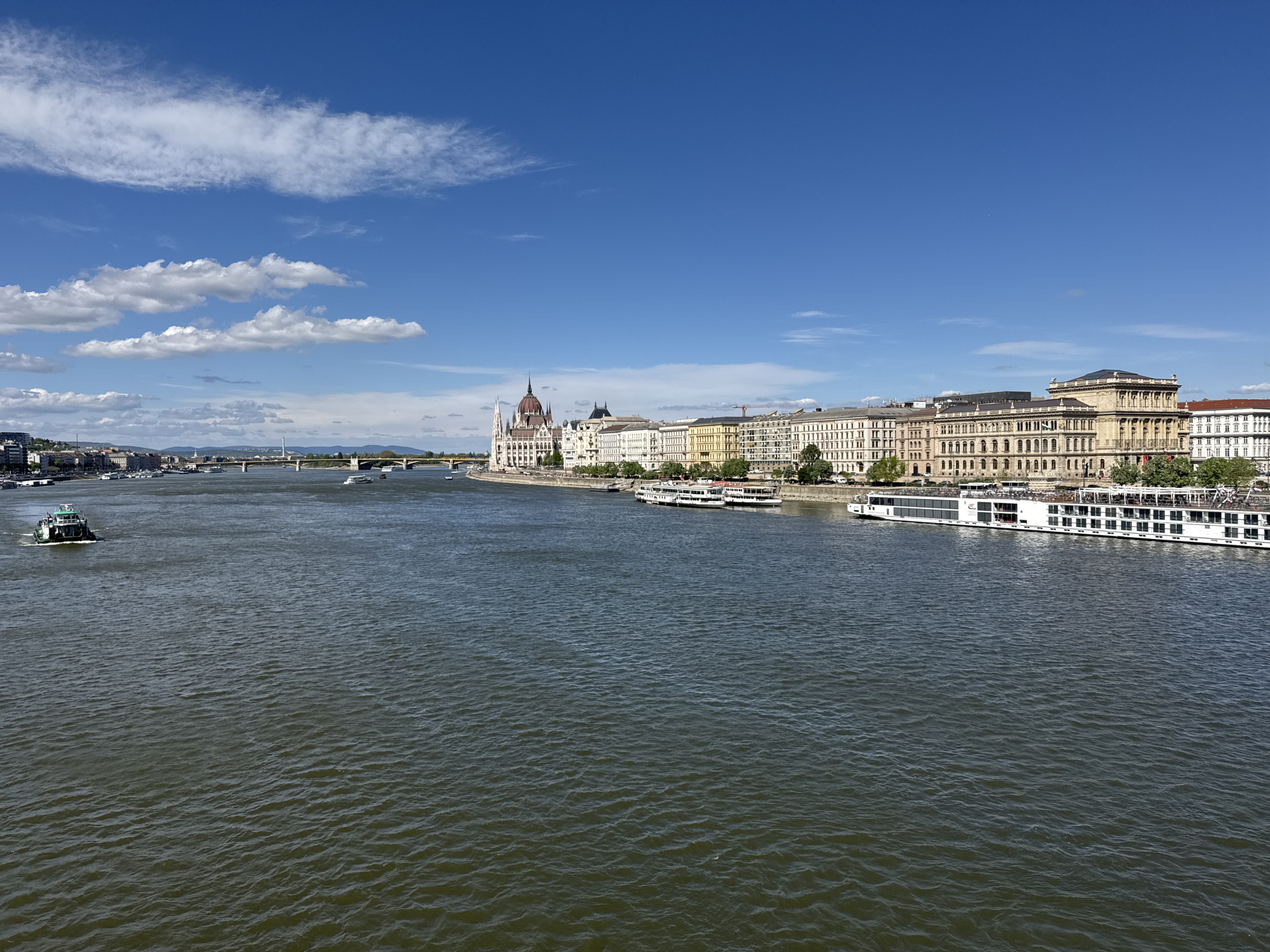 Tourist captures sunny spring day views across Budapest's Chain Bridge