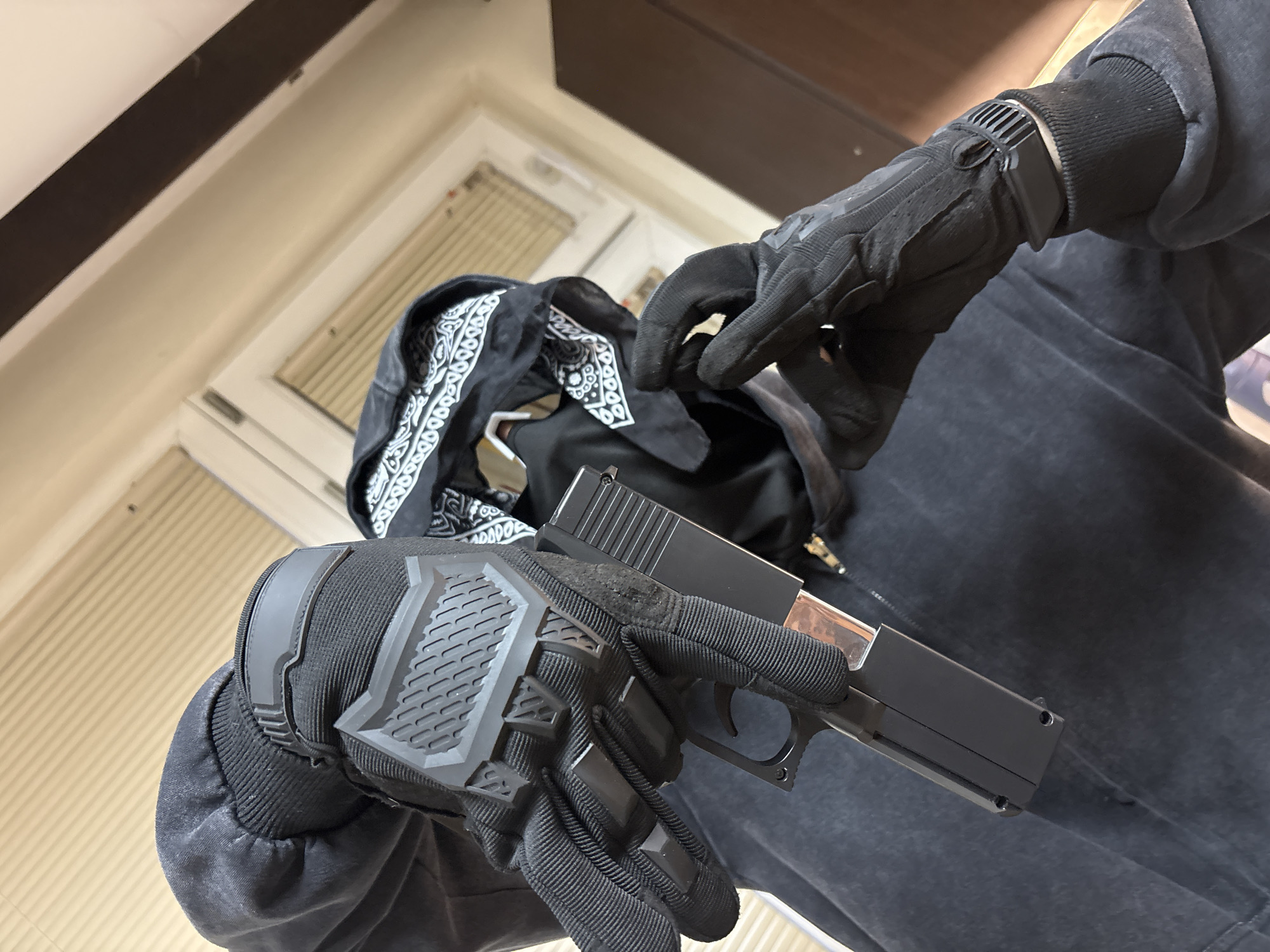 Armed individual in tactical gear spotted in Bulgaria