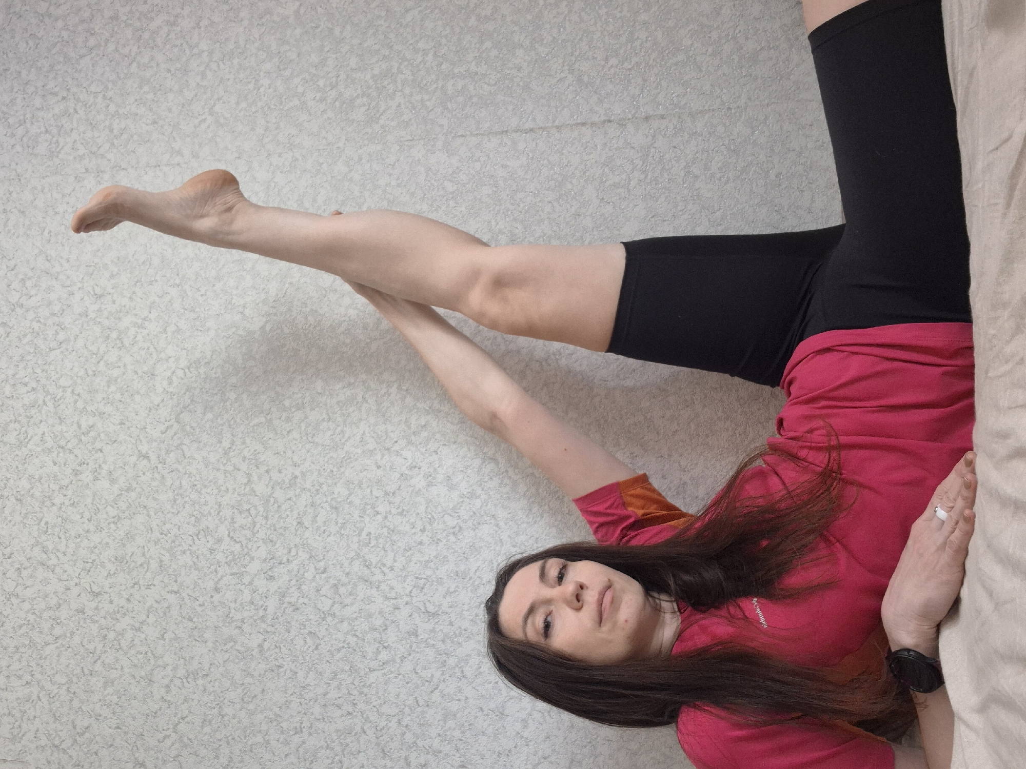 Woman documents early morning routine through personal photographs