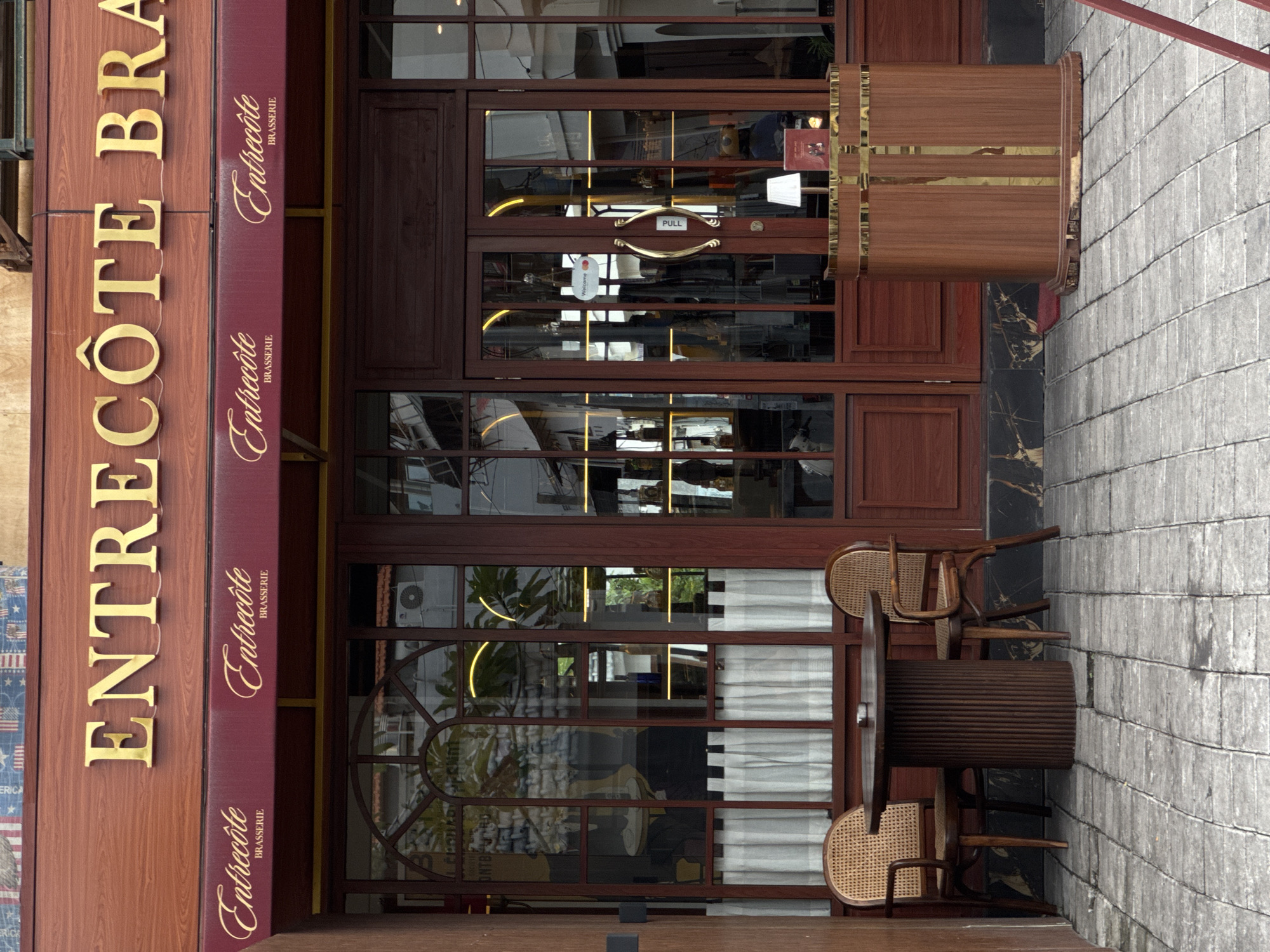 Morning scenes from North Kuta restaurants, traffic, shops documented