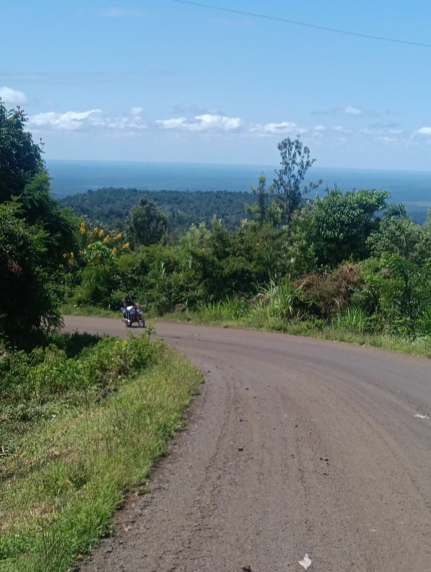 Morning road conditions documented in Kiengu ward Kenya