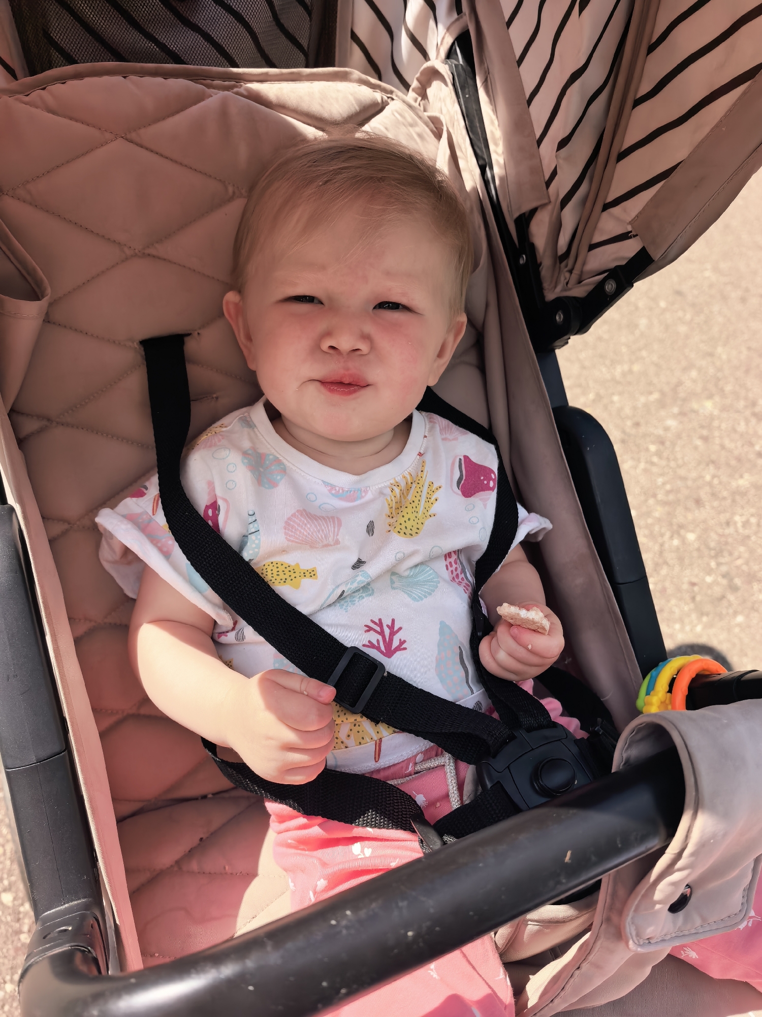Morning park outing with stroller and selfies in Sterlitamak