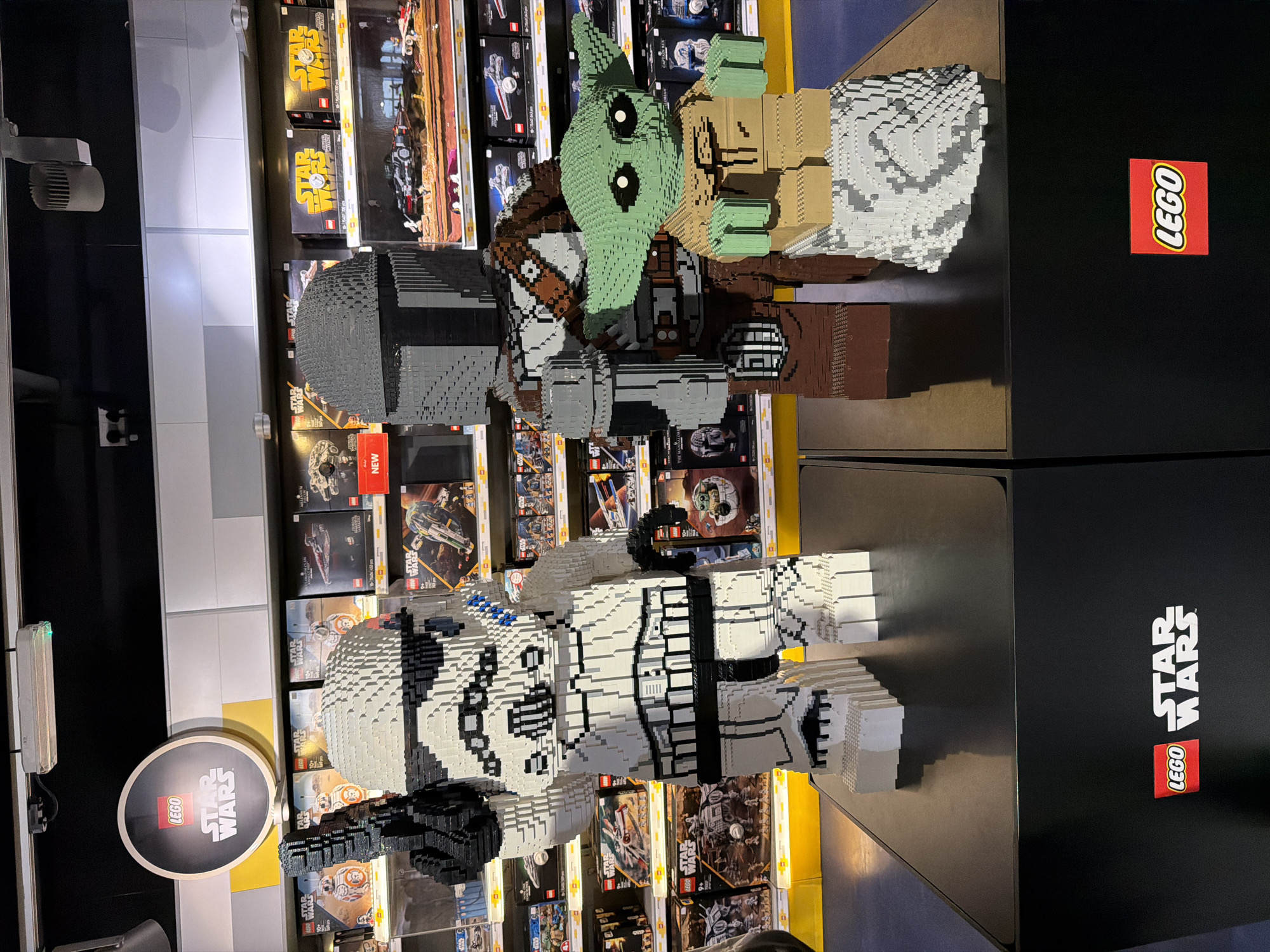 London street scenes and Hamleys toy shop activity captured