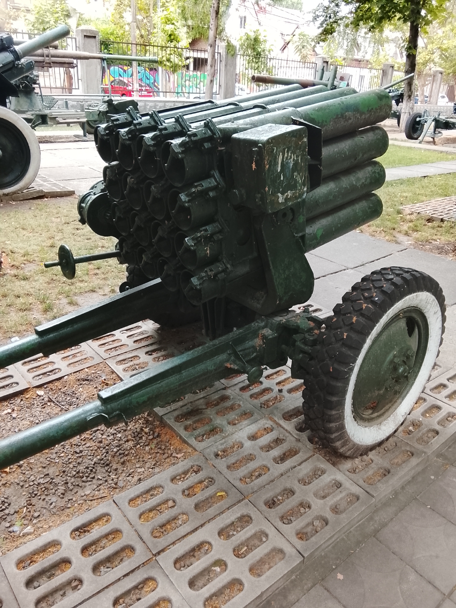 Chișinău open-air military hardware exhibit draws multiple angles