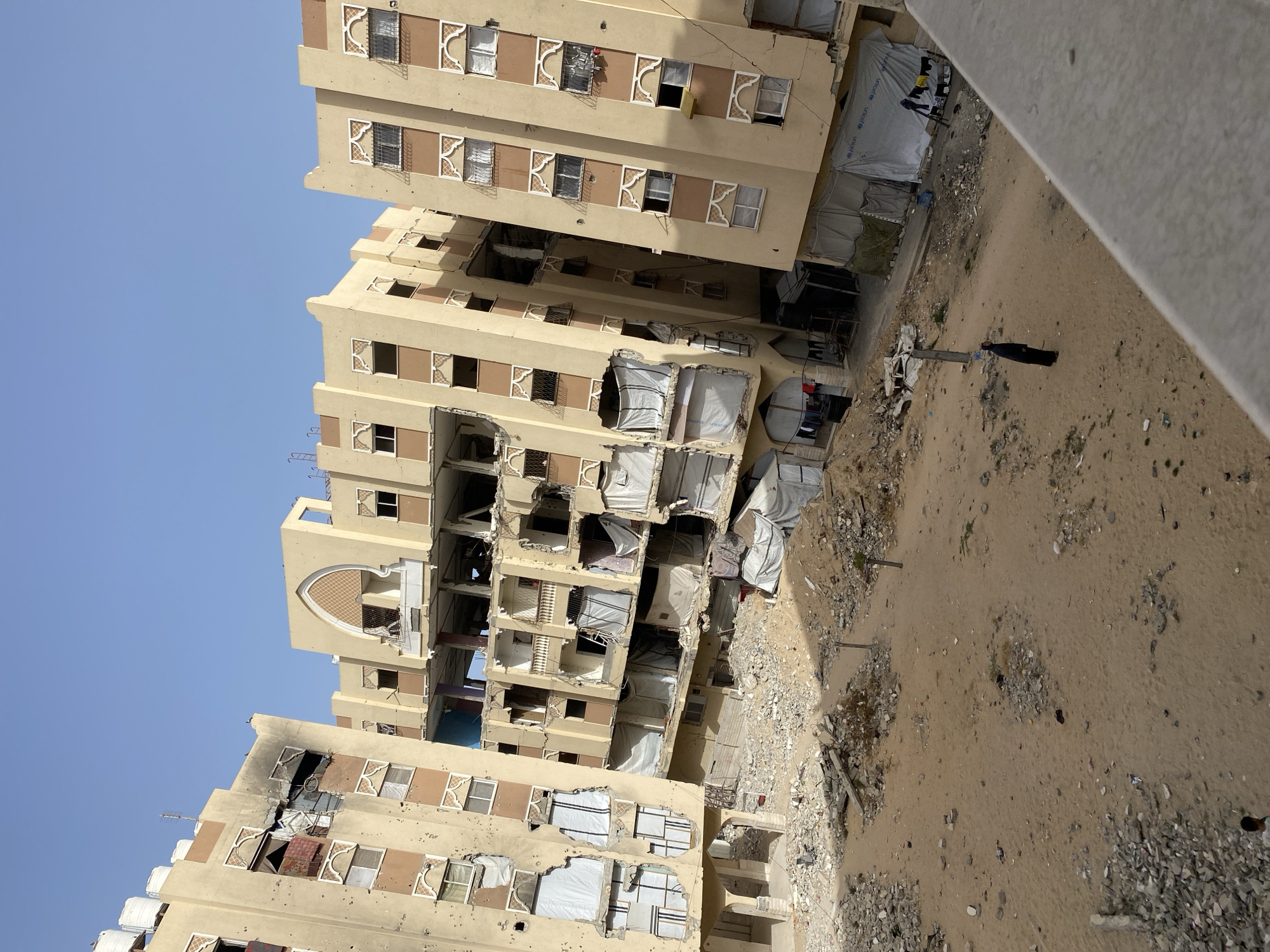 Extensive building damage documented across Khan Yunis residential areas
