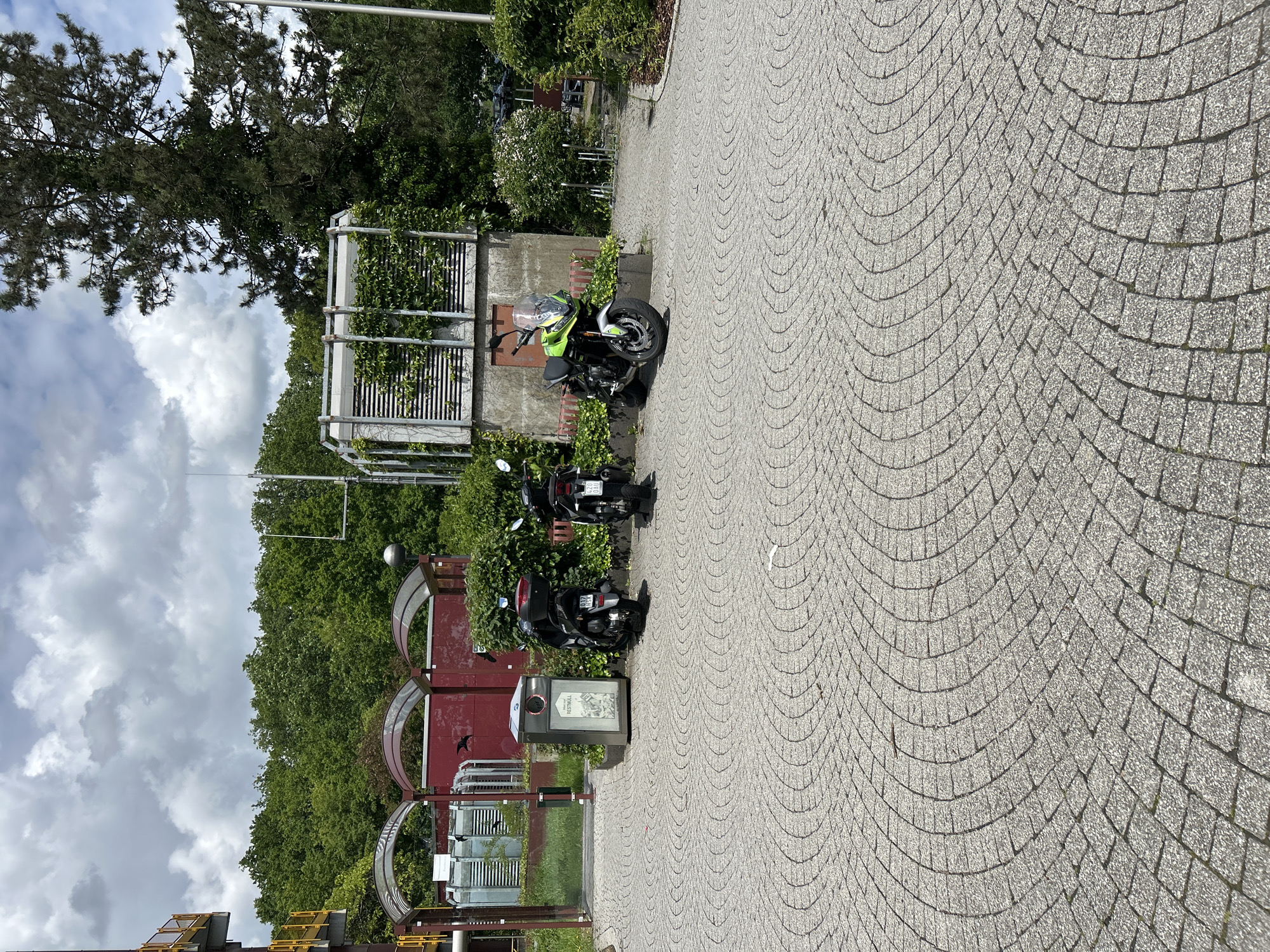 Casual café visit documented in Gummersbach, Germany