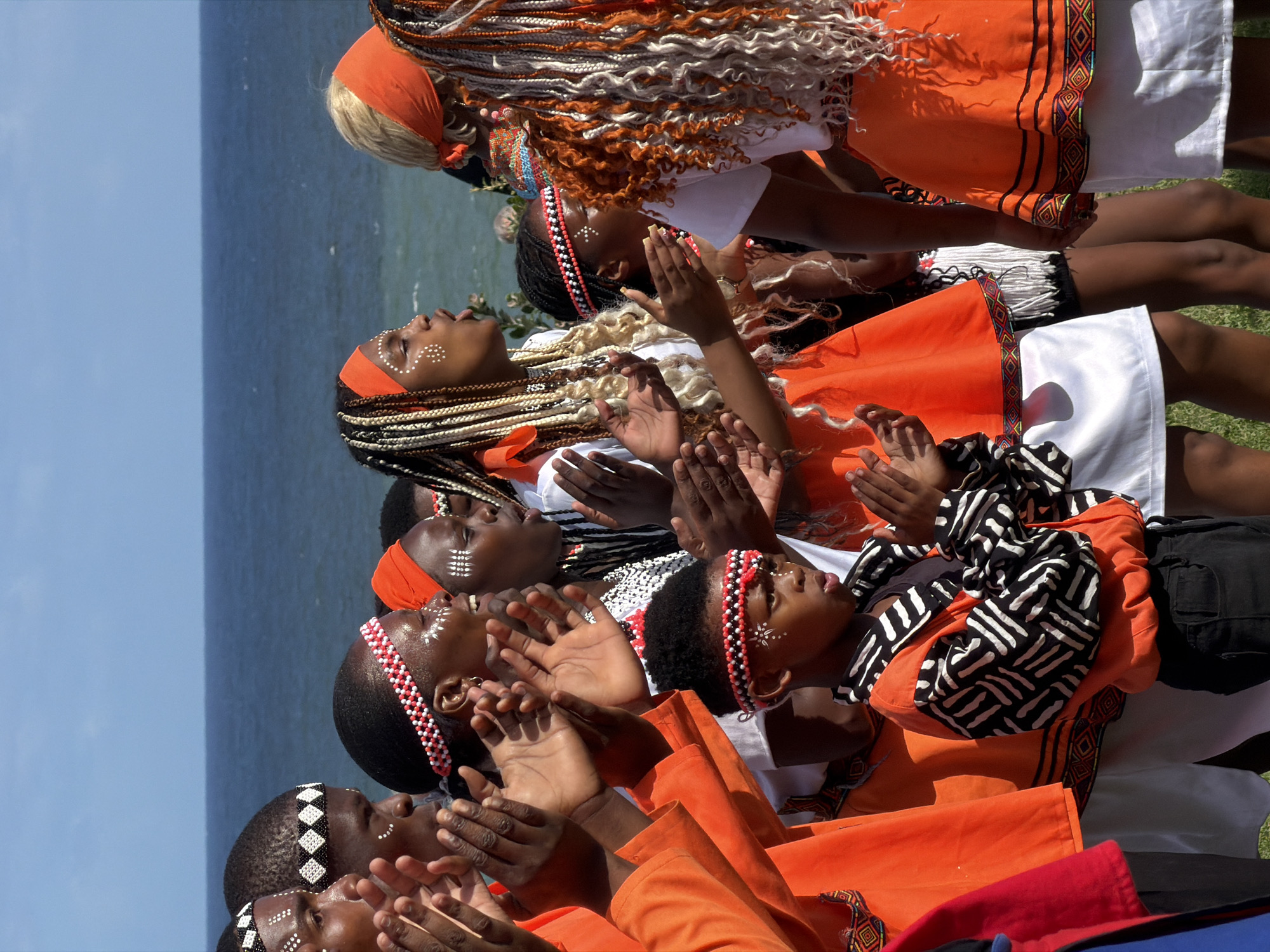 Traditional dance performance draws crowd in Cape Town