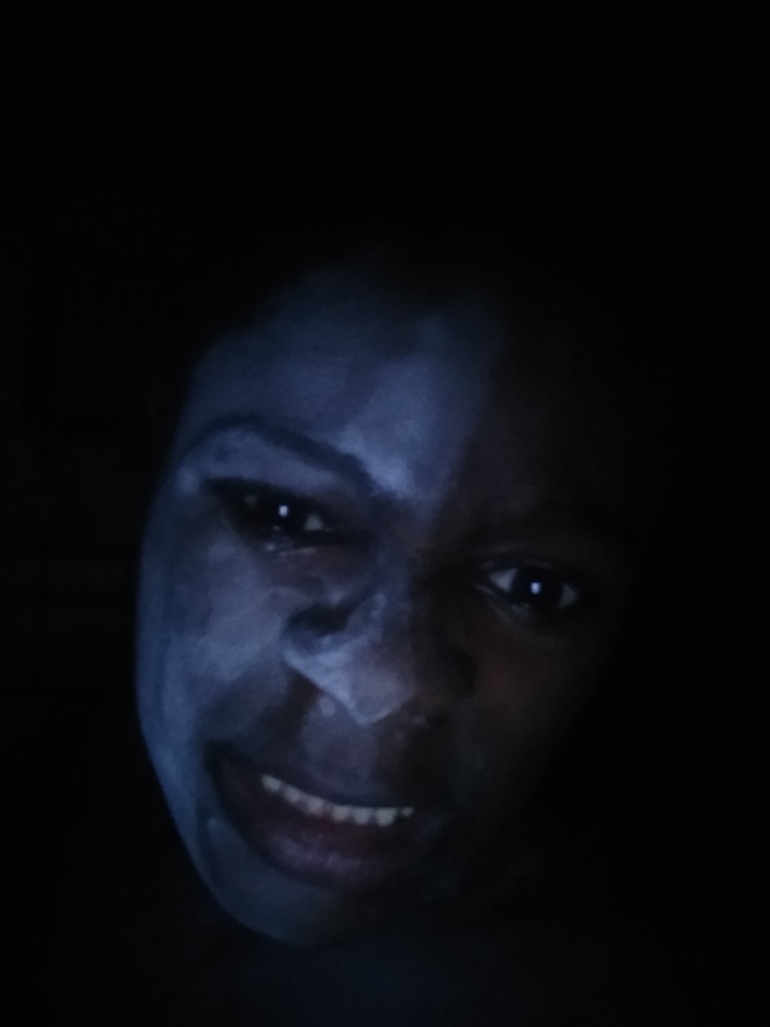 Person photographed with white face substance in Shangisha