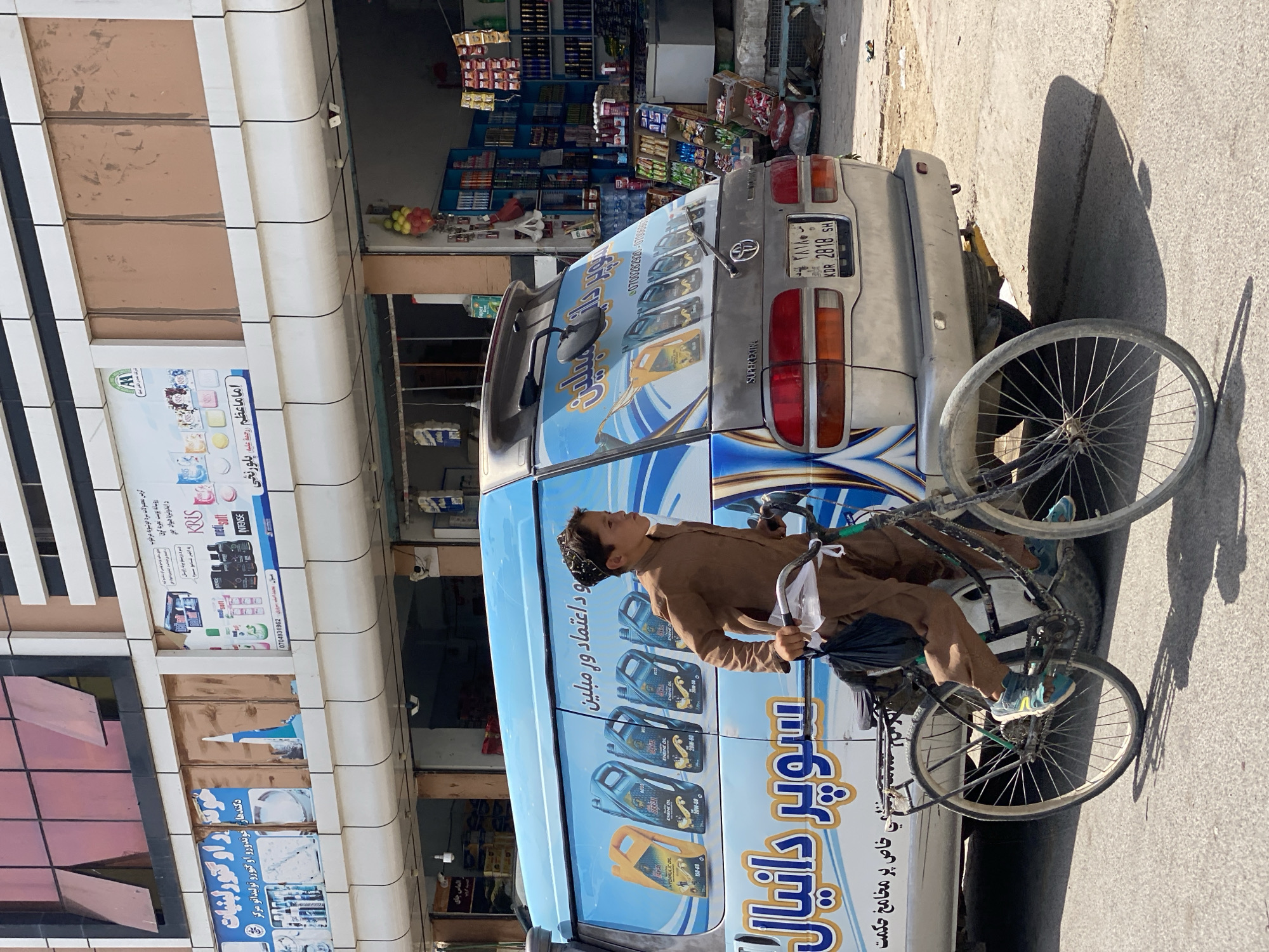 Everyday street life across Kandahar in a single morning