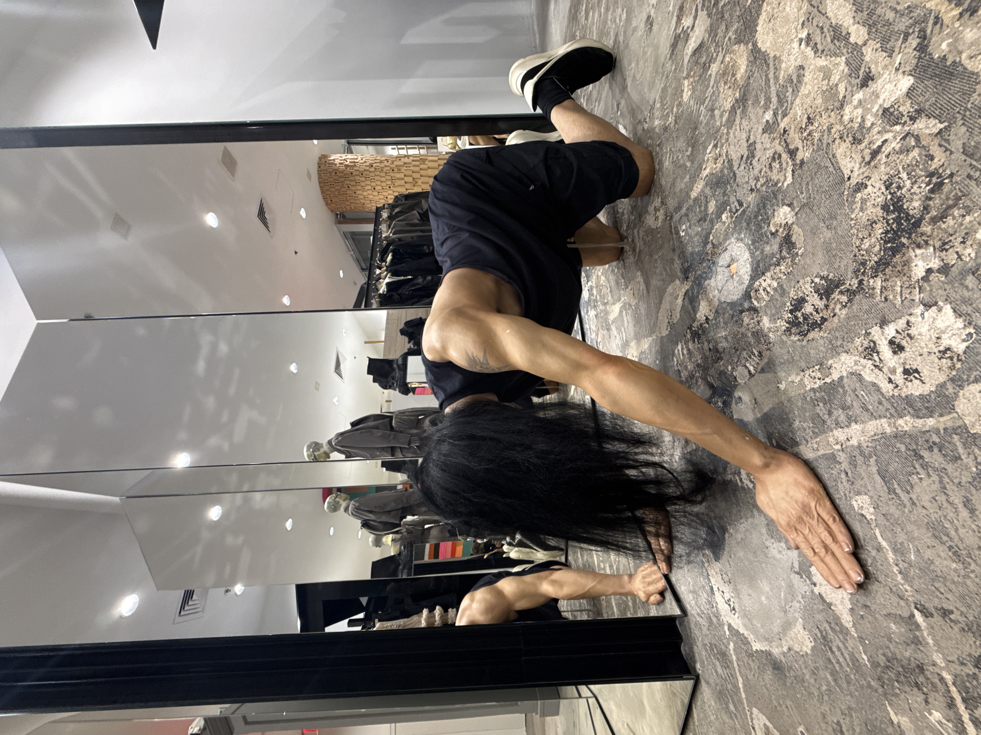 Fashion retail stores observed across NYC evening hours