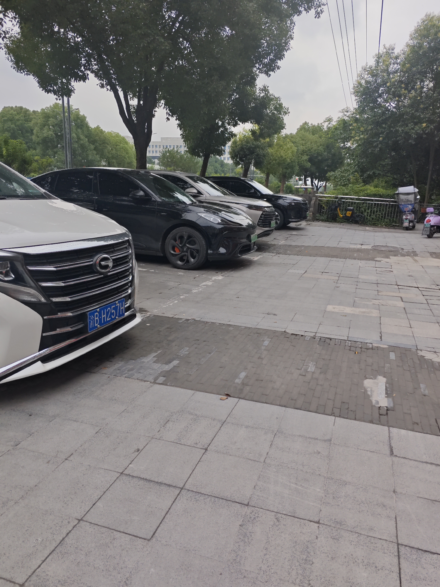 Morning routine captured across Chongqing High-tech Zone business district
