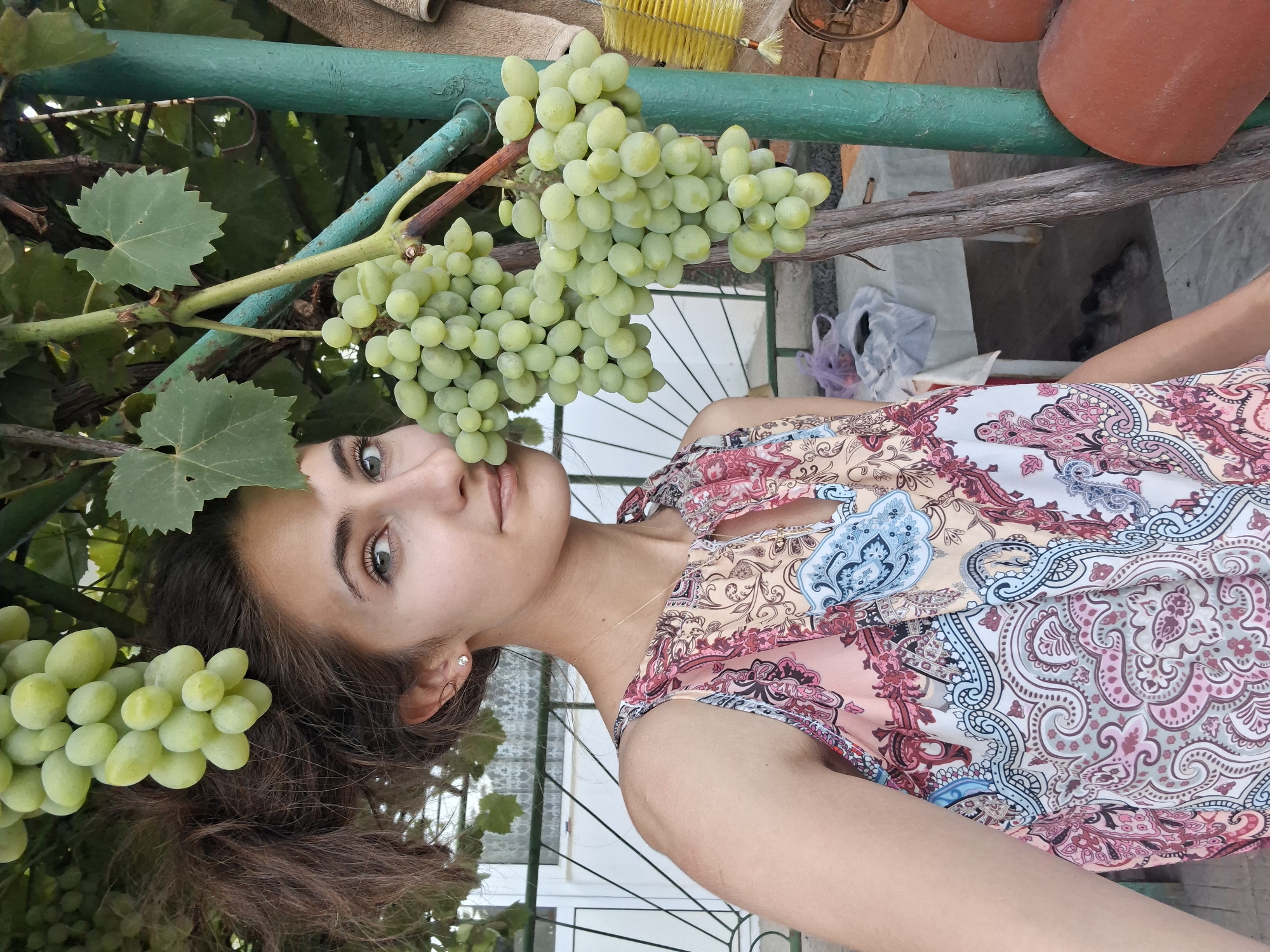 Garden afternoon: flowers, farm animals, fresh melon, and selfies