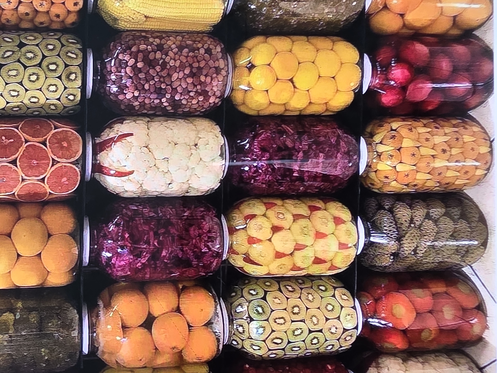 Morning harvest and market activity documented in Voluntari, Romania