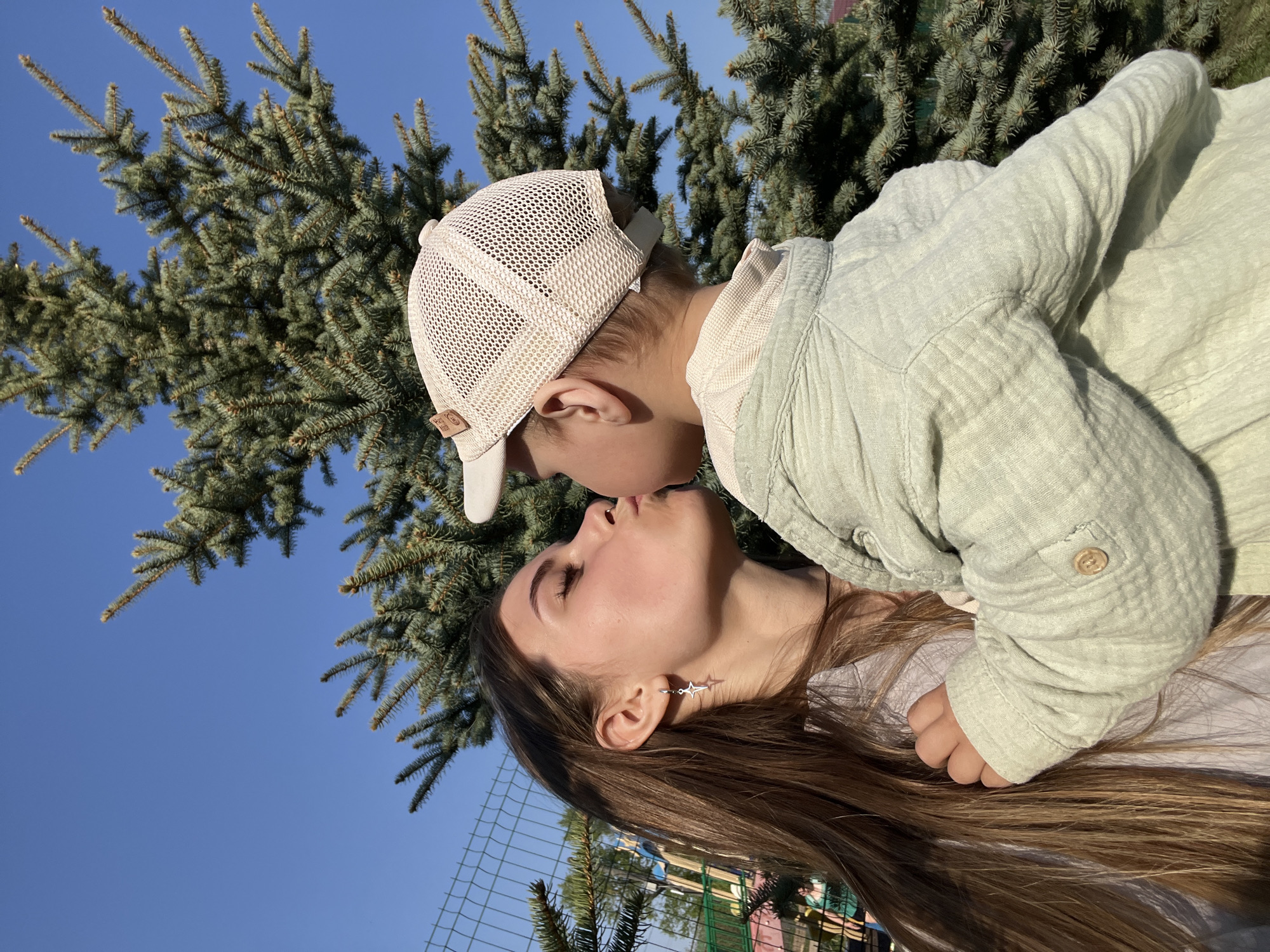 Families enjoy spring afternoon activities in Russian village