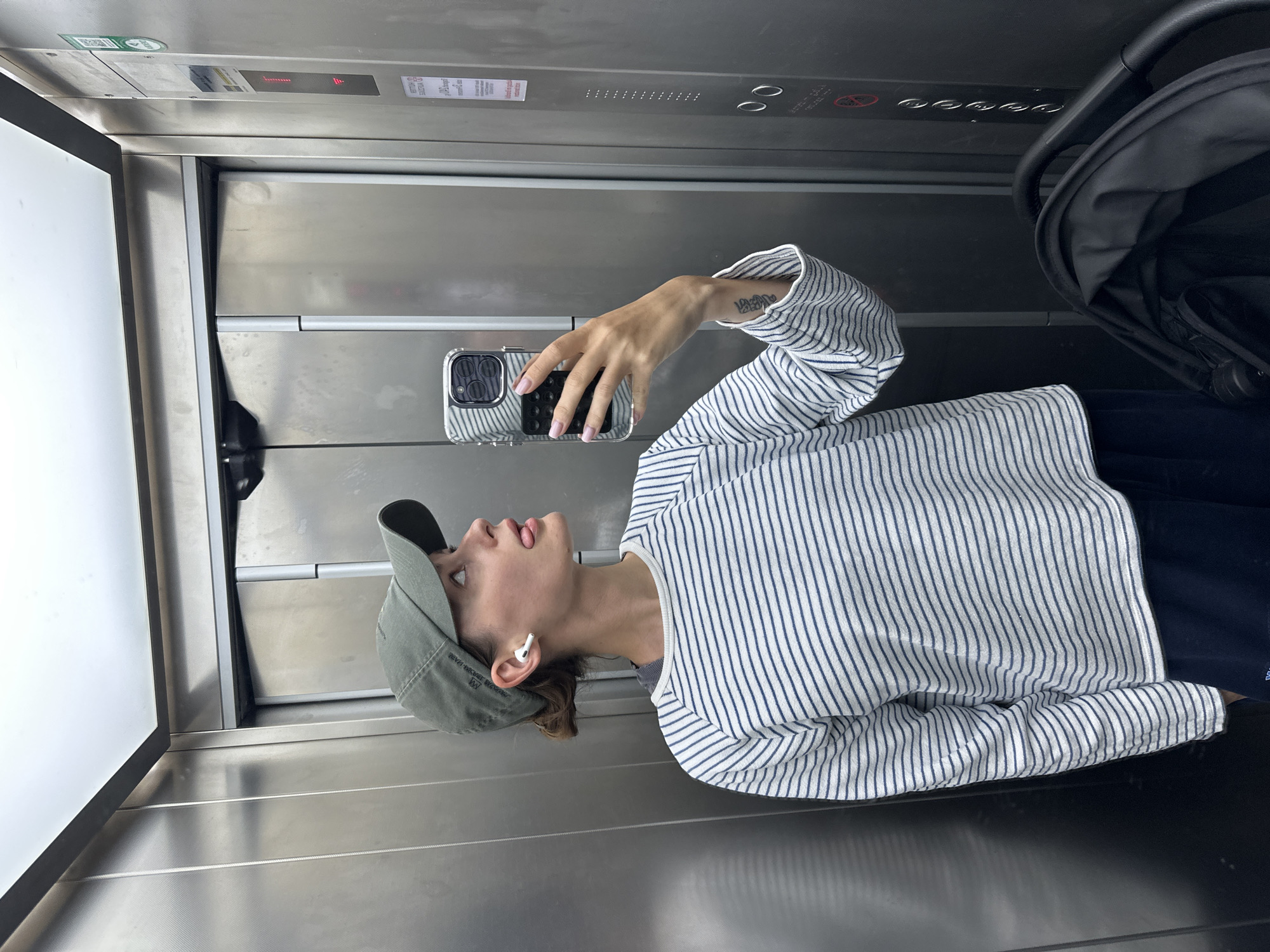 Person takes elevator selfie in Kiel, Germany