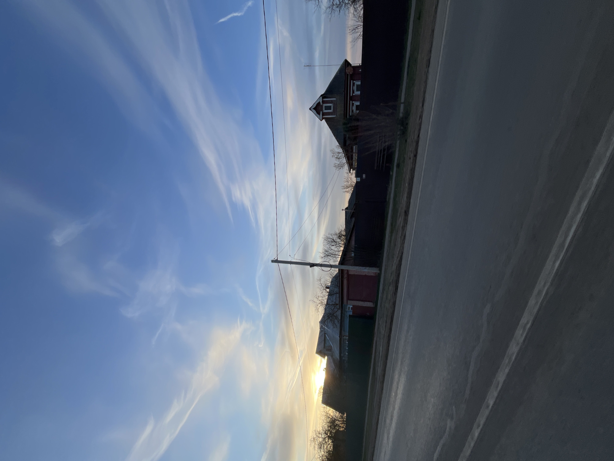 Residential roadside scene documented in Yasenevo, Russia