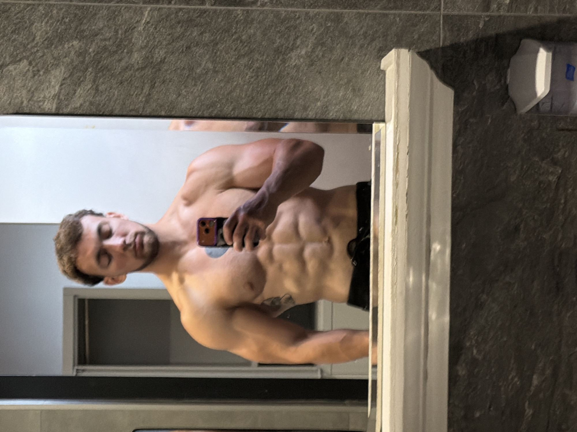 Morning gym session with poses and selfies in Tsarevo