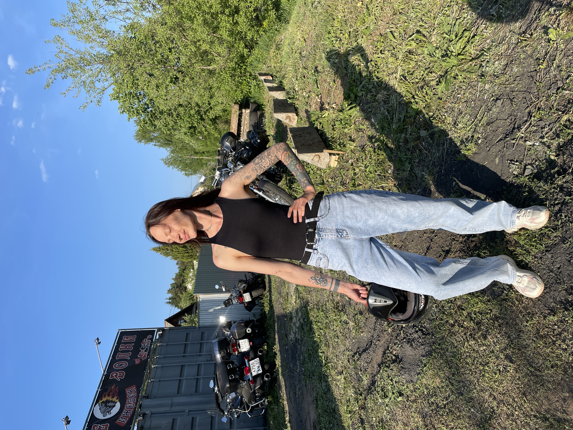 Woman with motorcycle helmet spotted in Russian countryside