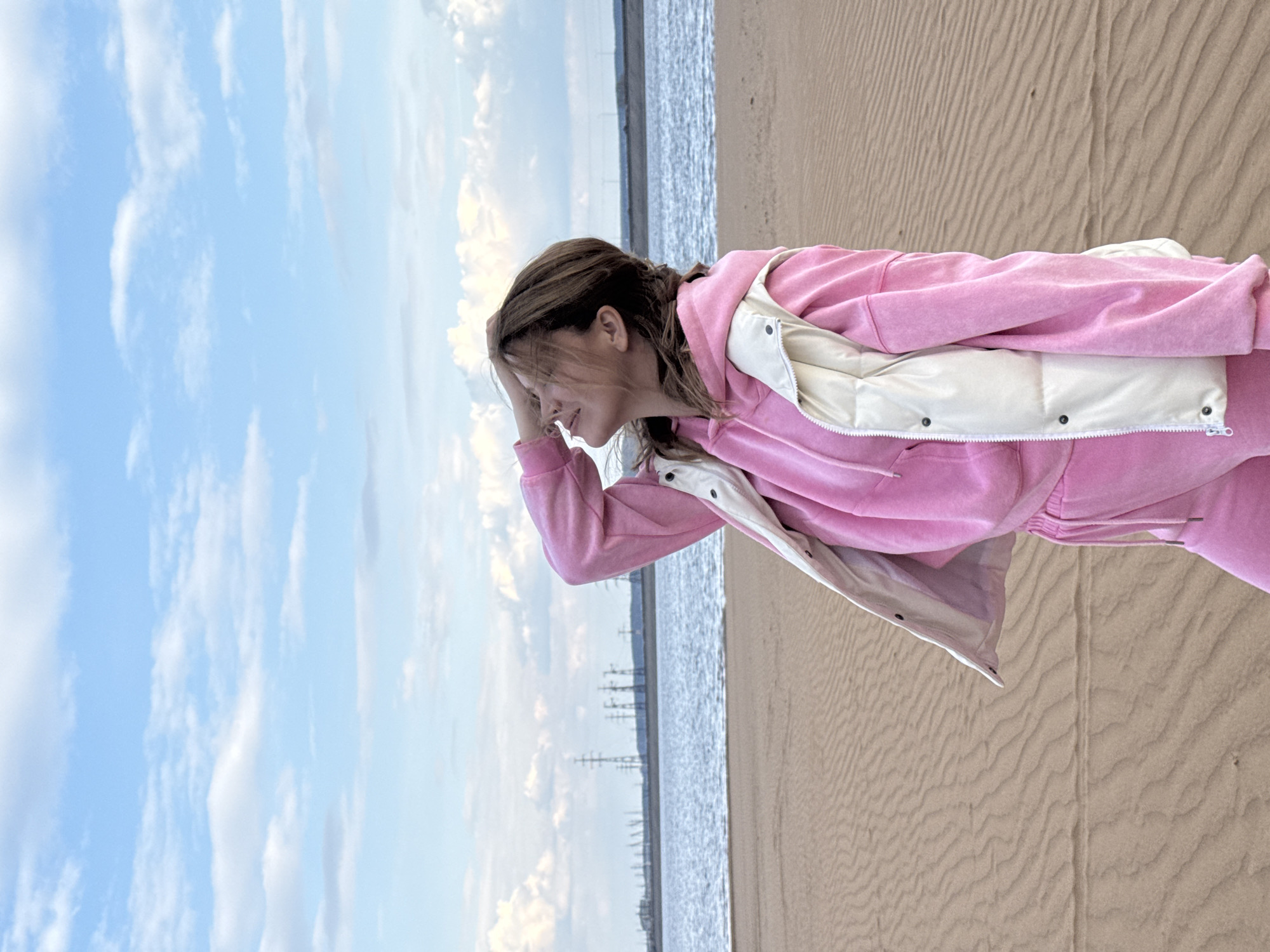 Woman spends afternoon at beach and park in Noviy