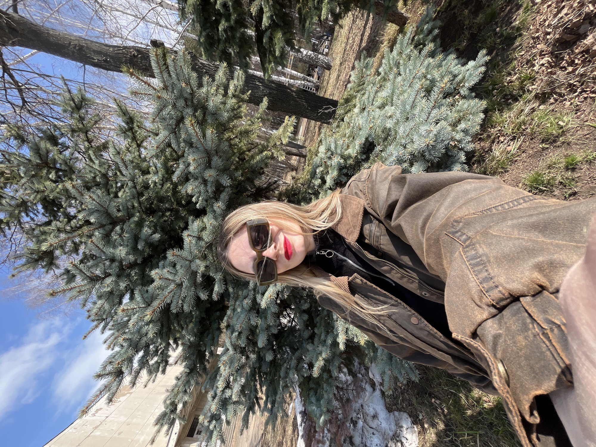 Woman documents spring morning visit to frozen lake in Chaikovsky